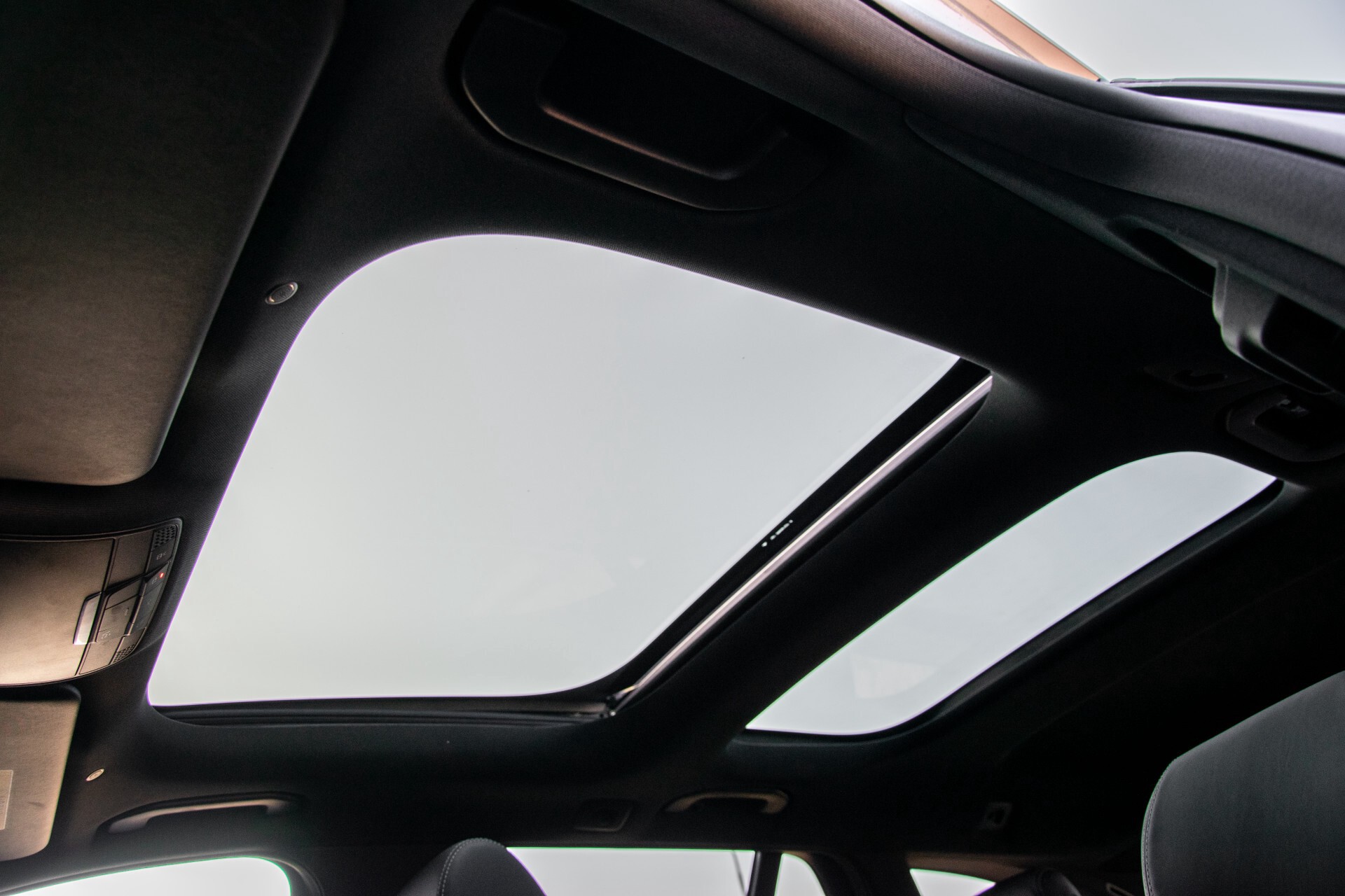 Mercedes-Benz E-Klasse Estate 450 4-M AMG Night Panorama/Rij-assist/Burmester/Mem/360/Widescreen Aut9 Foto 47