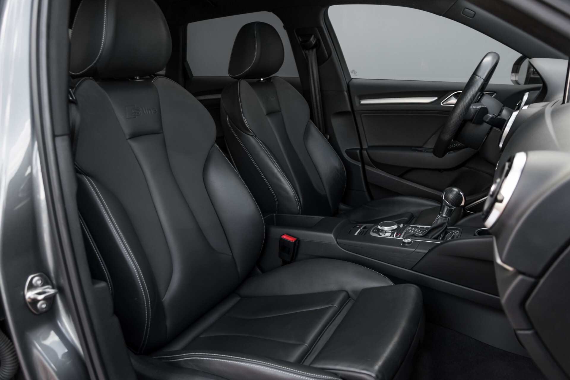 Audi A3 Sportback 1.4 E-tron S-Line Bang&Olufsen/Keyless/Panorama/Nappa/RS velgen Aut6 Foto 3