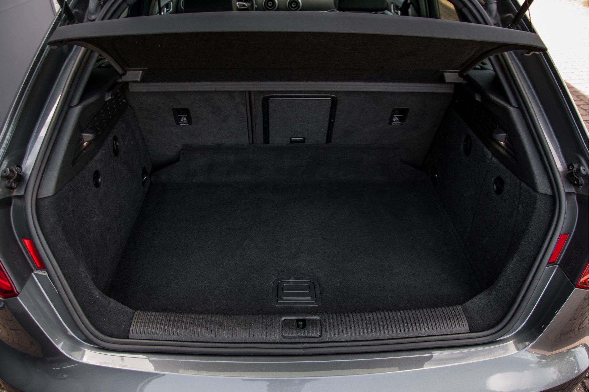 Audi A3 Sportback 1.4 E-tron S-Line Bang&Olufsen/Keyless/Panorama/Nappa/RS velgen Aut6 Foto 44