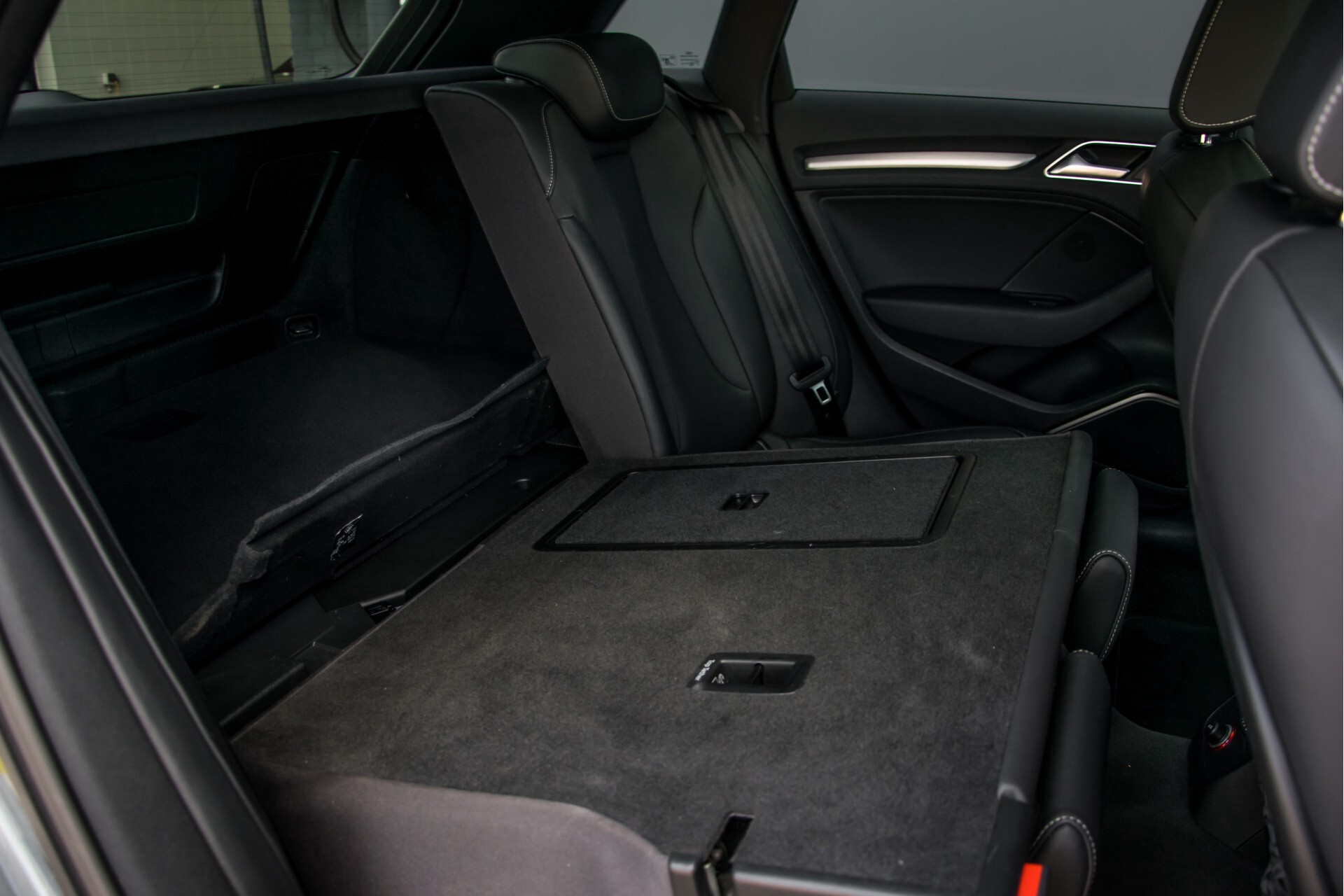 Audi A3 Sportback 1.4 E-tron S-Line Bang&Olufsen/Keyless/Panorama/Nappa/RS velgen Aut6 Foto 6