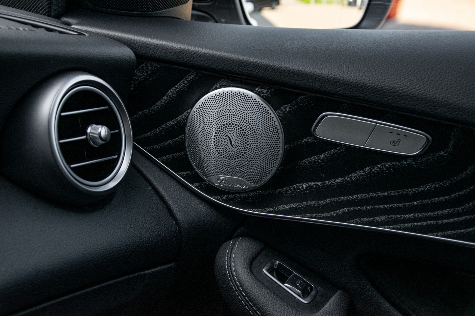 Mercedes-Benz GLC 200 4-M AMG Panorama/Distronic Pro/Mbux/Burmester/Trekhaak/Camera Aut9 Foto 37