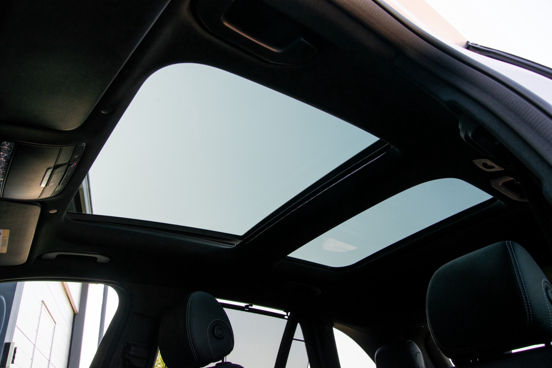 Mercedes-Benz GLC 200 4-M AMG Panorama/Distronic Pro/Mbux/Burmester/Trekhaak/Camera Aut9 Foto 43