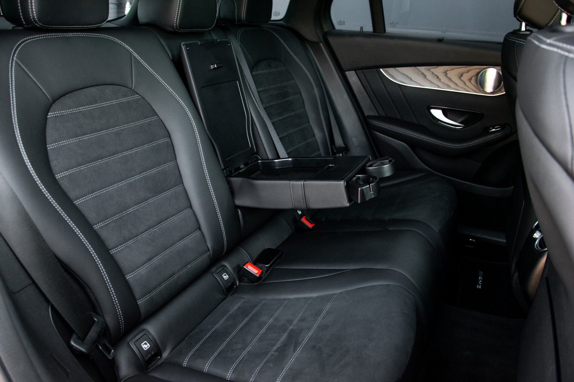 Mercedes-Benz GLC 200 4-M AMG Panorama/Distronic Pro/Mbux/Burmester/Trekhaak/Camera Aut9 Foto 5