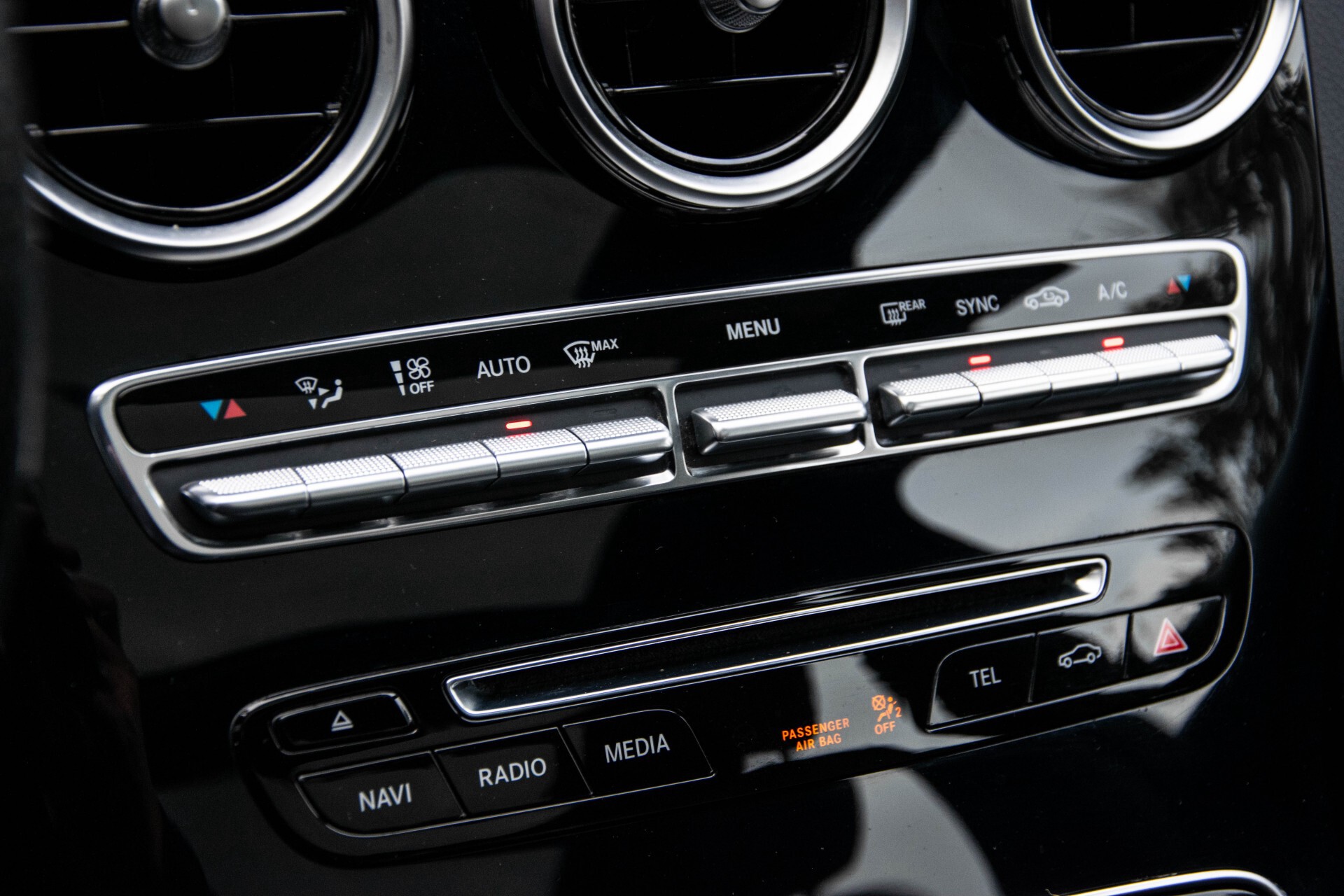 Mercedes-Benz C-Klasse Estate 200 Bluetec Avantgarde Leder/Panorama/Navi/Wegkl-trekhaak Aut7 Foto 36