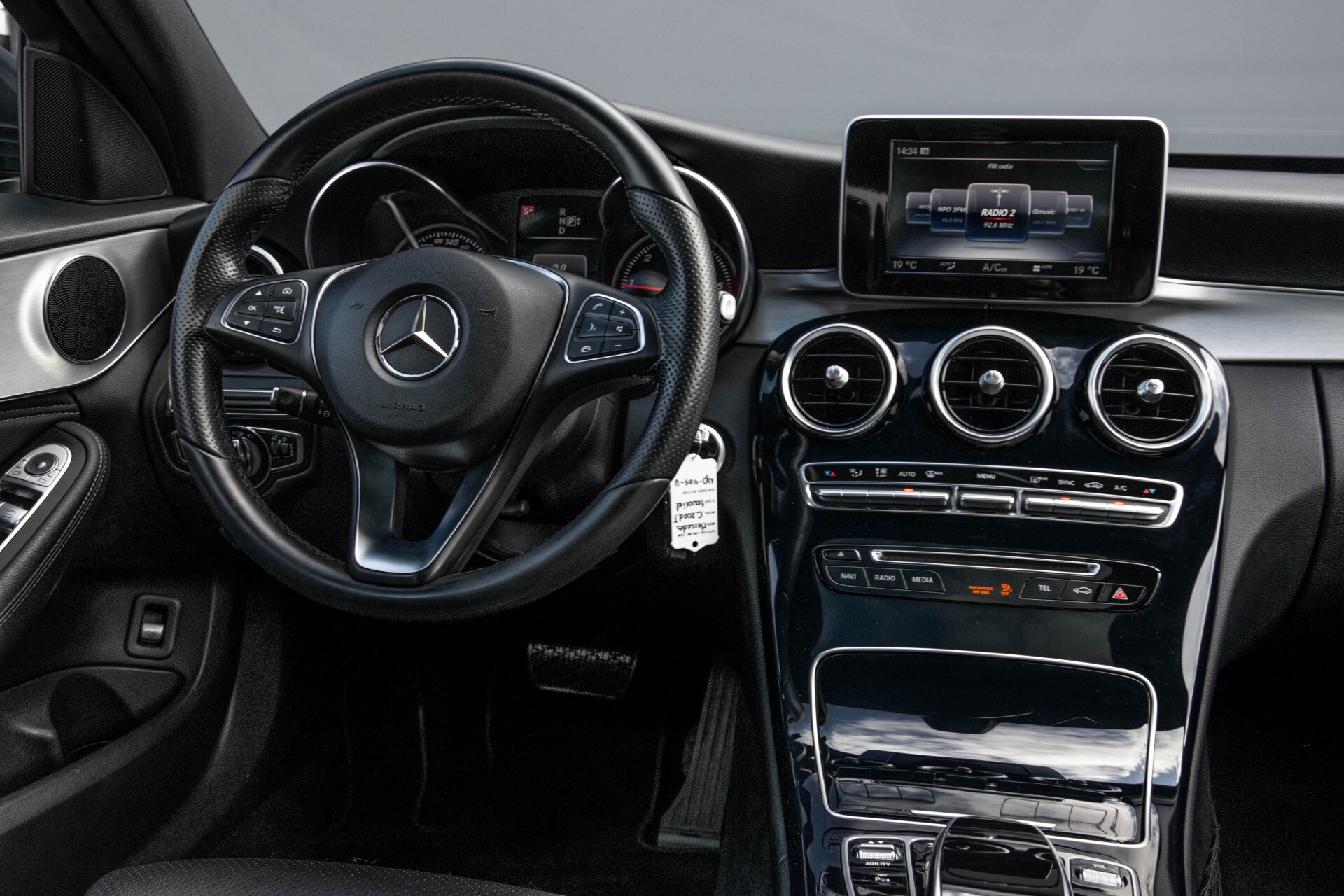 Mercedes-Benz C-Klasse Estate 200 Bluetec Avantgarde Leder/Panorama/Navi/Wegkl-trekhaak Aut7 Foto 6