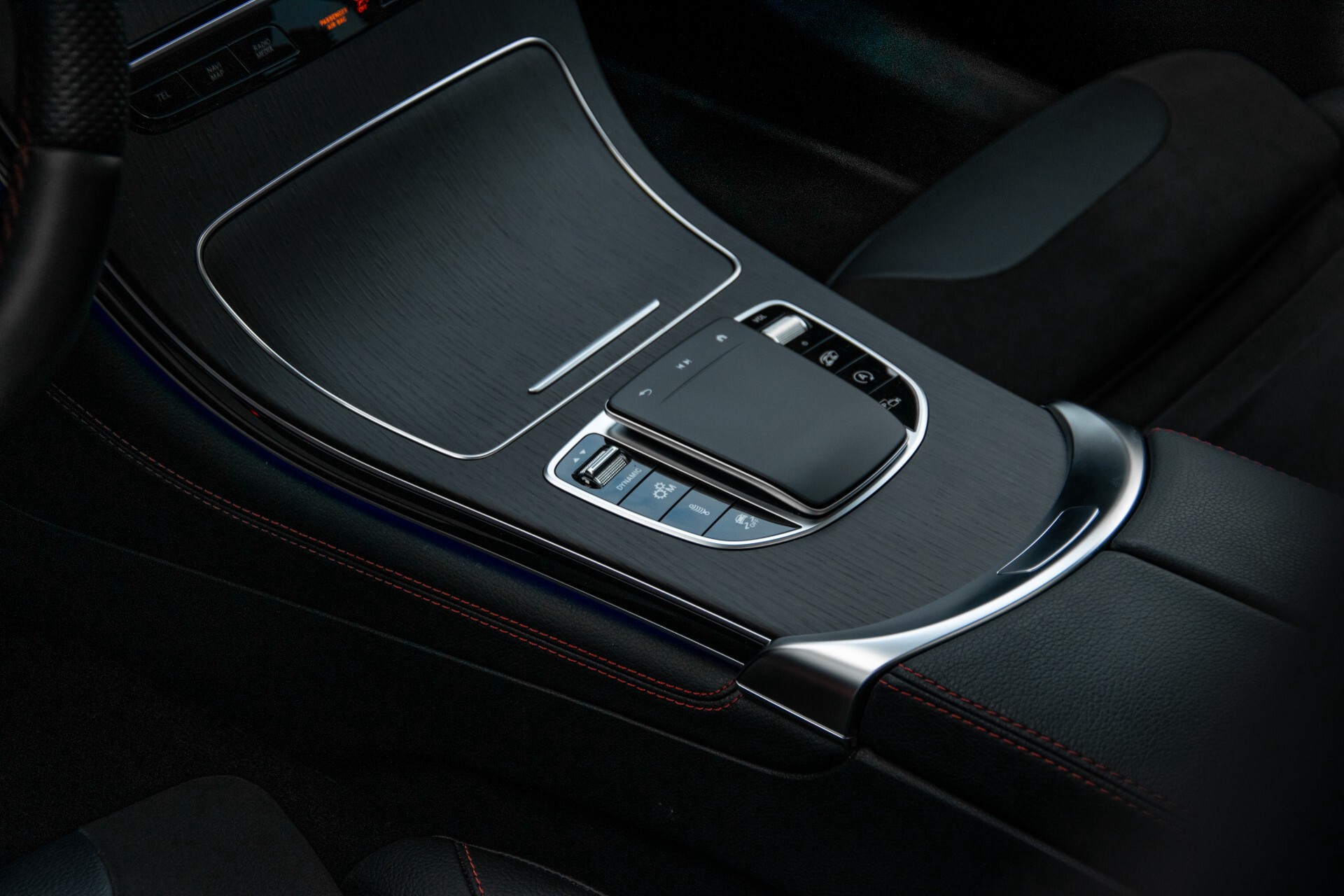 Mercedes-Benz GLC 43 AMG 4-M Night Pano/Sportuitlaat/Keyless/Distronic/Widescreen/MBUX/Trekhaak Aut9 Foto 21