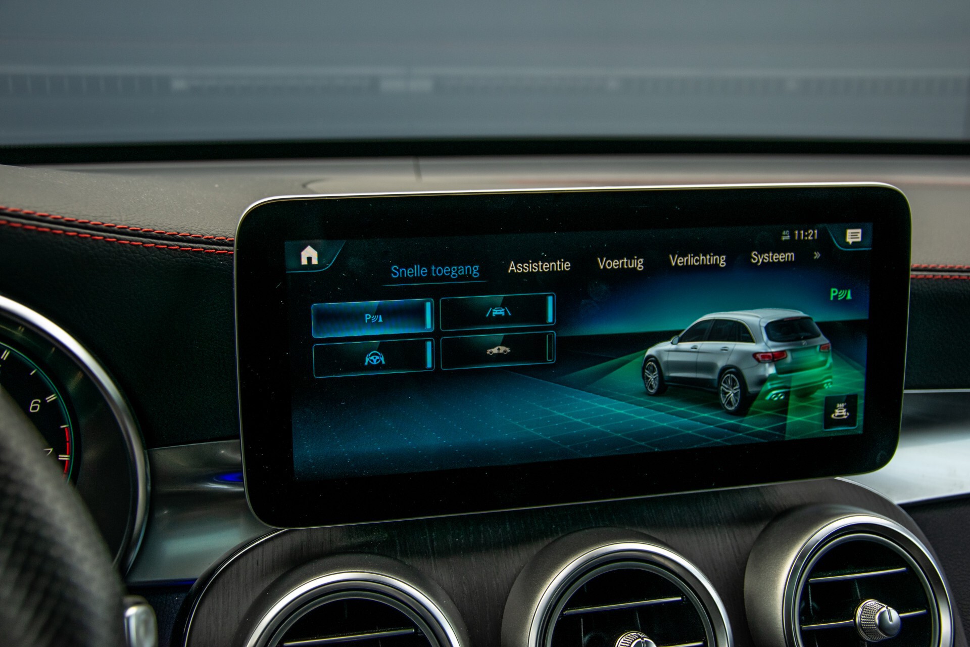 Mercedes-Benz GLC 43 AMG 4-M Night Pano/Sportuitlaat/Keyless/Distronic/Widescreen/MBUX/Trekhaak Aut9 Foto 42