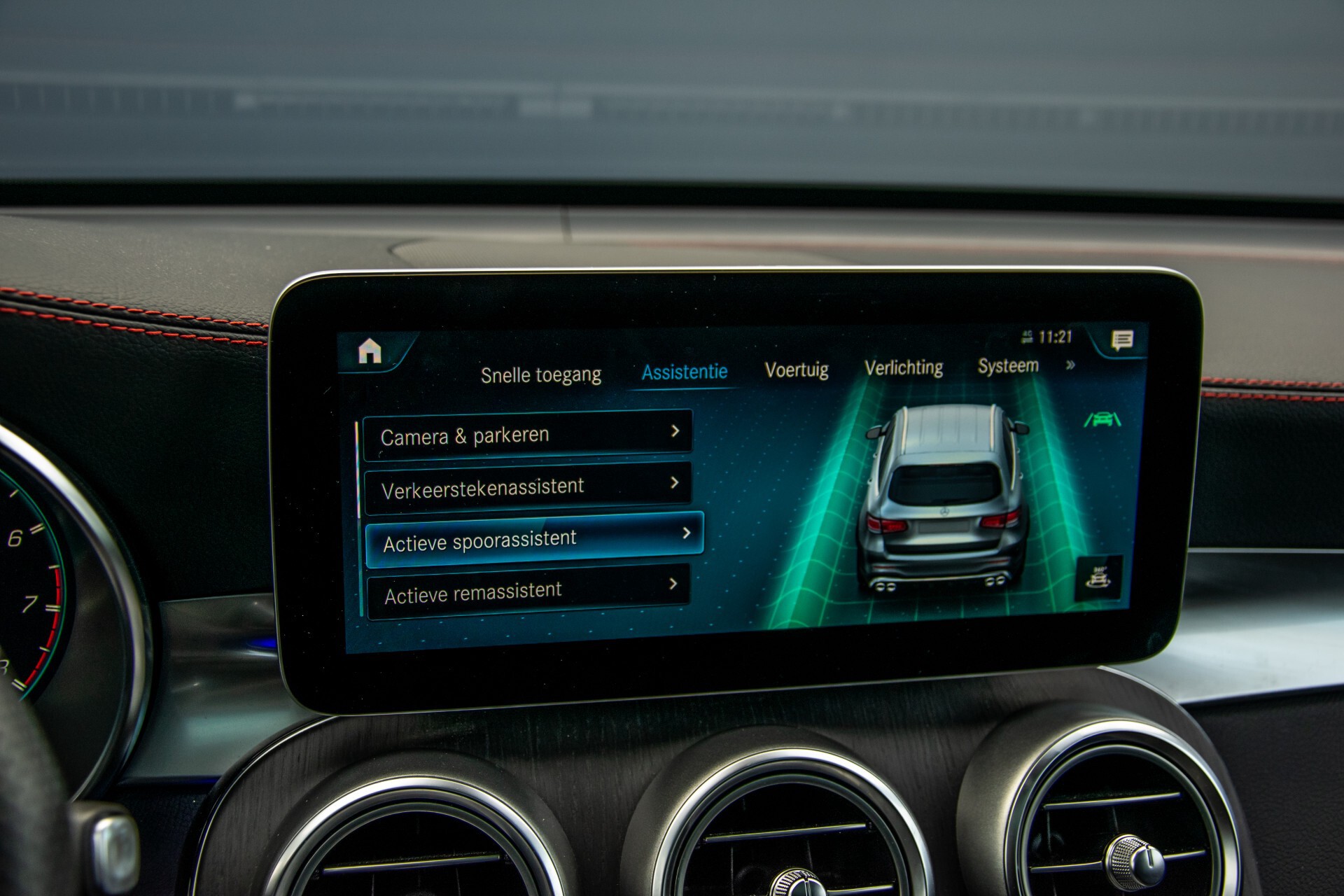 Mercedes-Benz GLC 43 AMG 4-M Night Pano/Sportuitlaat/Keyless/Distronic/Widescreen/MBUX/Trekhaak Aut9 Foto 44