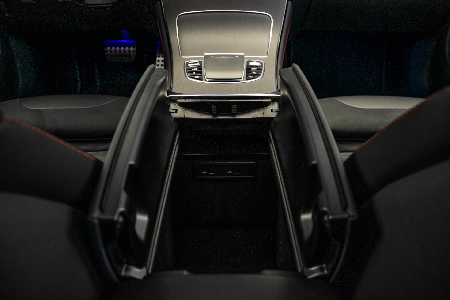 Mercedes-Benz GLC 43 AMG 4-M Night Pano/Sportuitlaat/Keyless/Distronic/Widescreen/MBUX/Trekhaak Aut9 Foto 61