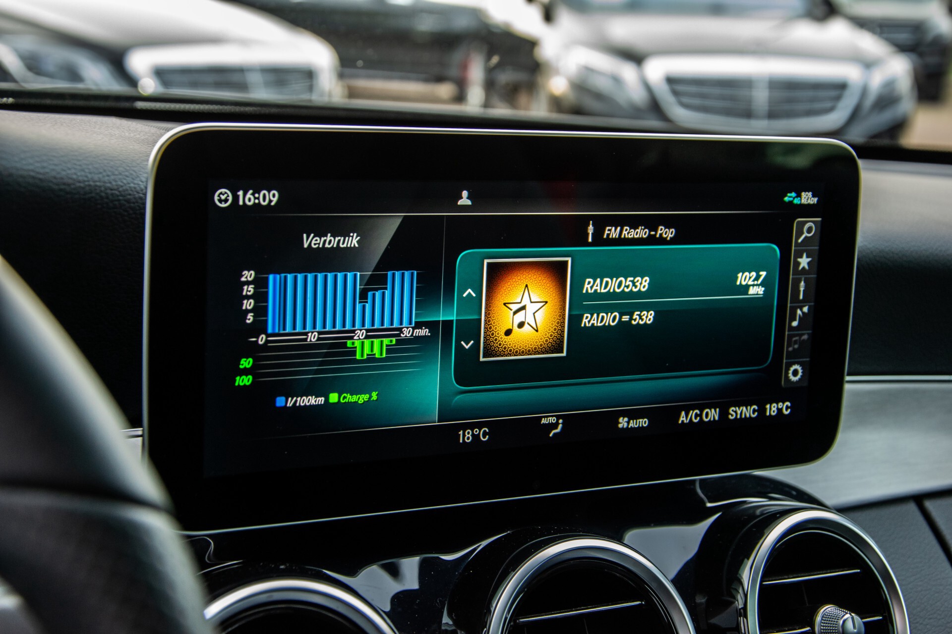 Mercedes-Benz C-Klasse Coupé 300 AMG Night Panorama Burmester/Assistentiepakket/Memory/MBUX/Camera Aut9 Foto 17