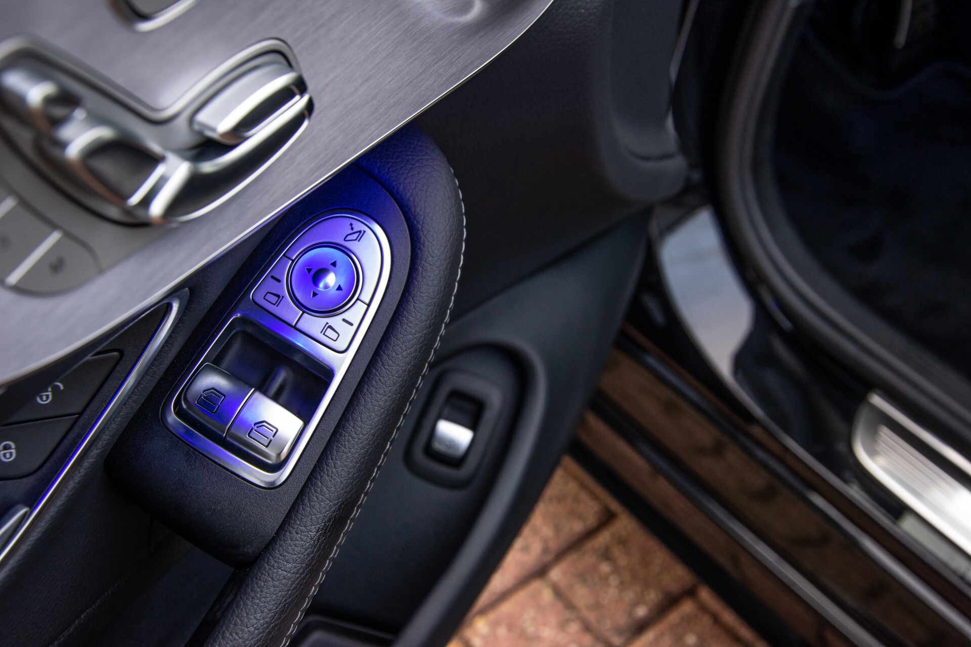 Mercedes-Benz C-Klasse Coupé 300 AMG Night Panorama Burmester/Assistentiepakket/Memory/MBUX/Camera Aut9 Foto 22