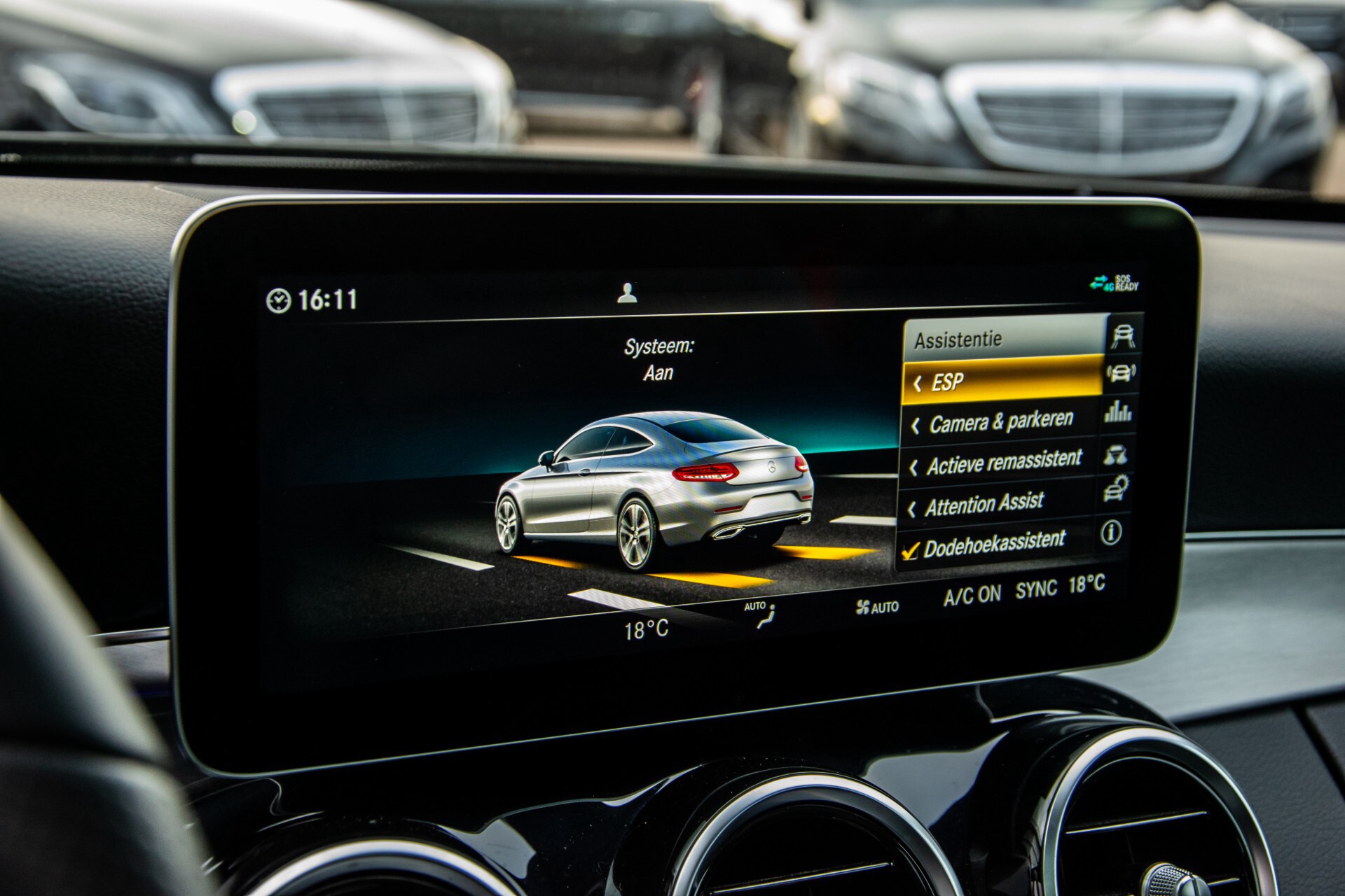 Mercedes-Benz C-Klasse Coupé 300 AMG Night Panorama Burmester/Assistentiepakket/Memory/MBUX/Camera Aut9 Foto 25