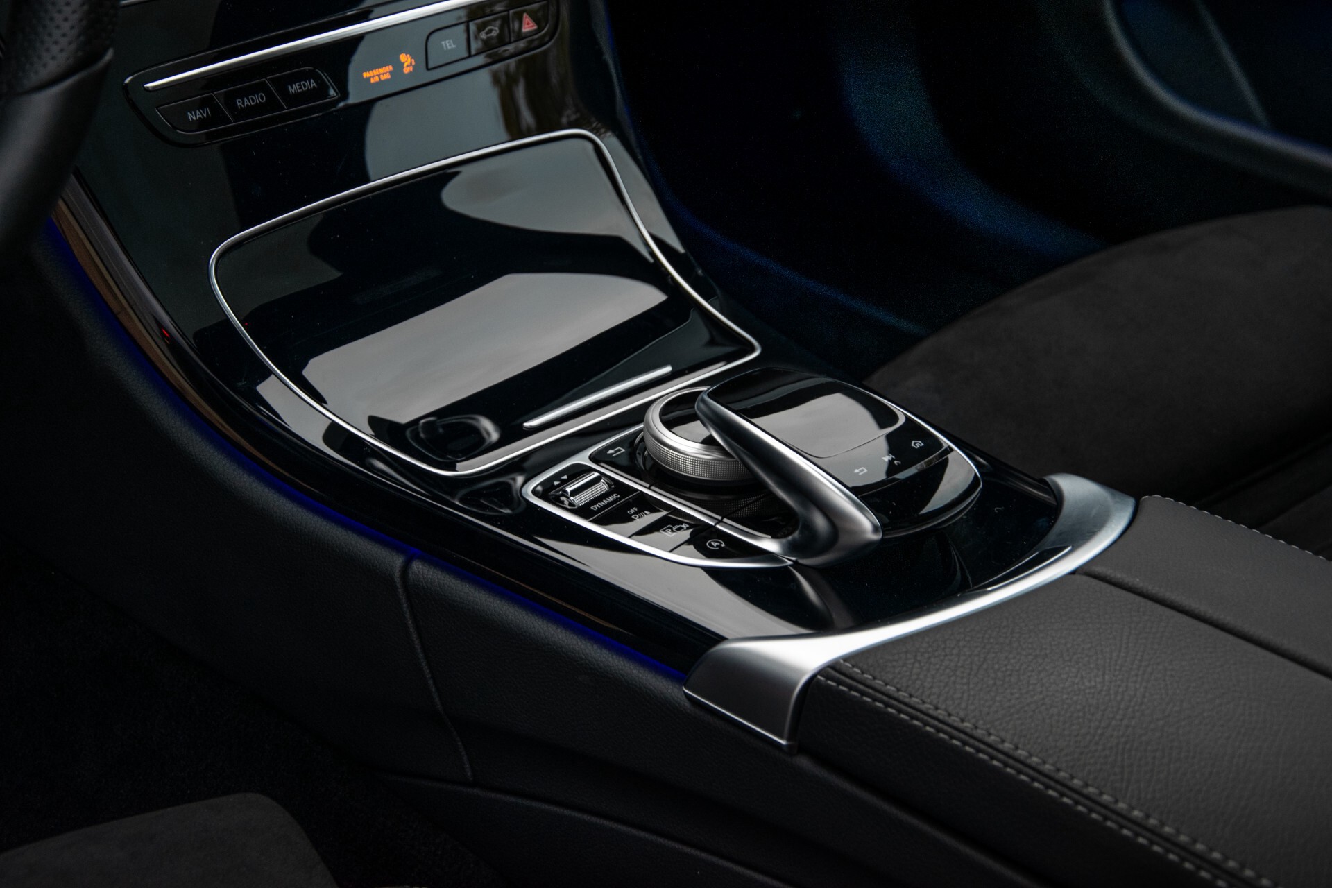 Mercedes-Benz C-Klasse Coupé 300 AMG Night Panorama Burmester/Assistentiepakket/Memory/MBUX/Camera Aut9 Foto 32