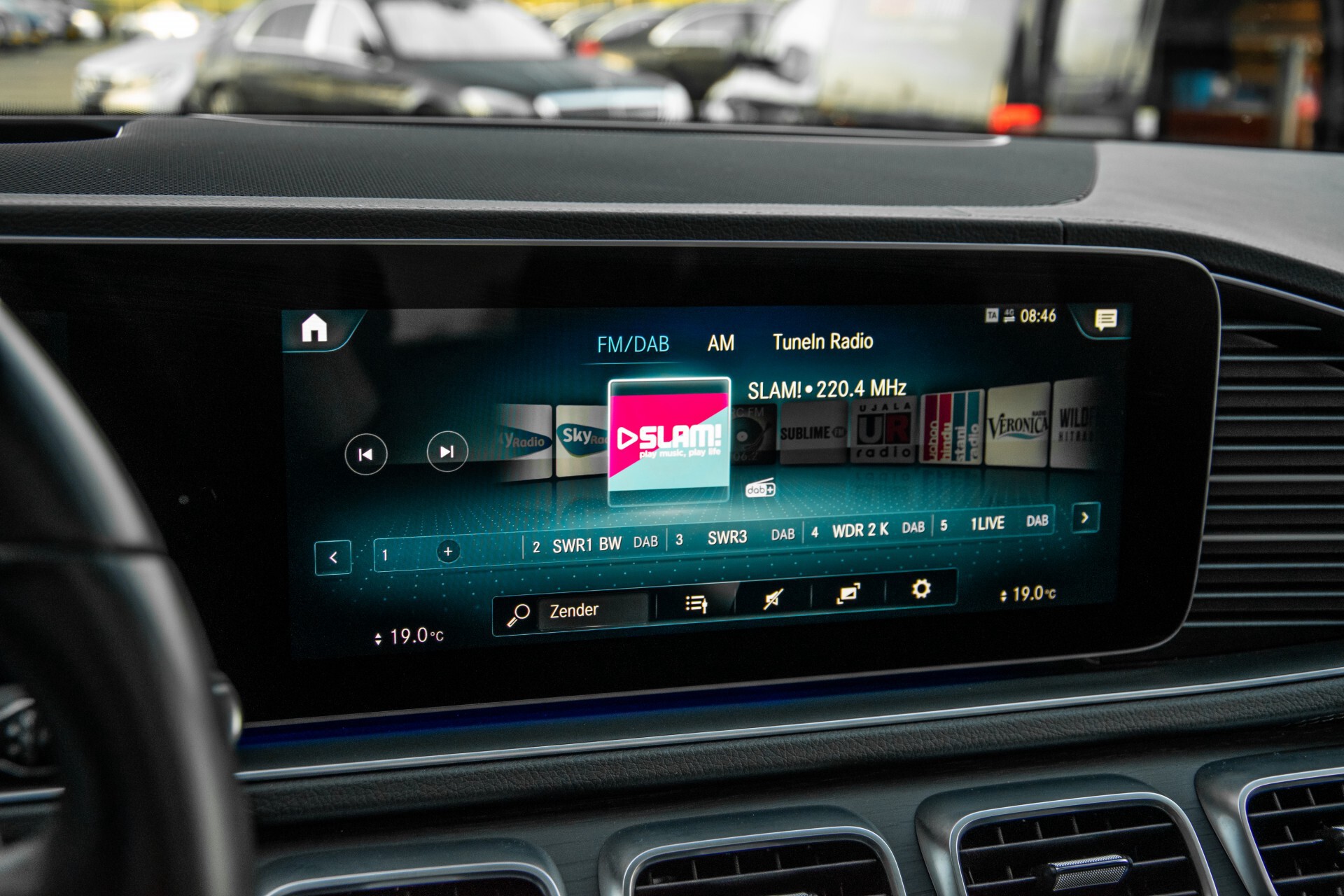 Mercedes-Benz GLE 350 d 4M AMG Pano/Luchtvering/Keyless/Distronic/Standkachel/Massage/Burmester/HUD Aut9 Foto 26