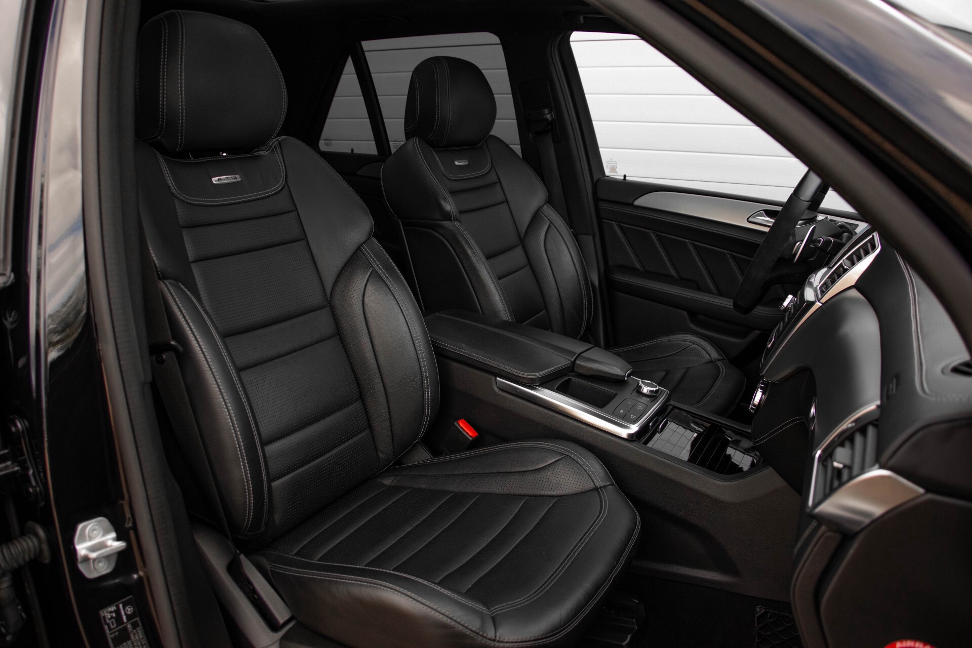 Mercedes-Benz M-Klasse 63 AMG Performance 4-M Panorama/Standkachel/Camera/Active Curve System/Harman-Kardon Aut7 Foto 3