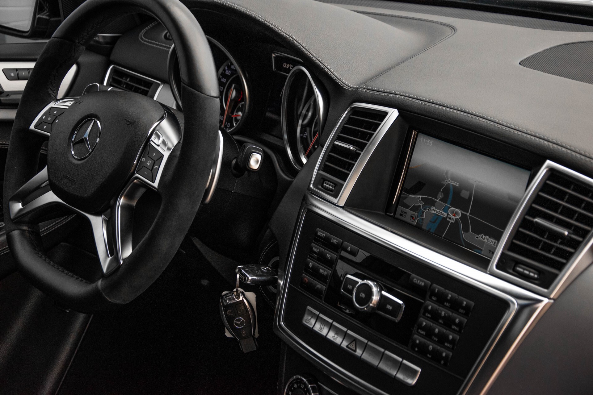 Mercedes-Benz M-Klasse 63 AMG Performance 4-M Panorama/Standkachel/Camera/Active Curve System/Harman-Kardon Aut7 Foto 35