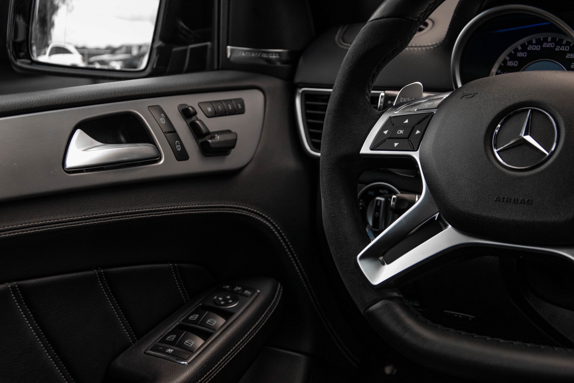 Mercedes-Benz M-Klasse 63 AMG Performance 4-M Panorama/Standkachel/Camera/Active Curve System/Harman-Kardon Aut7 Foto 41