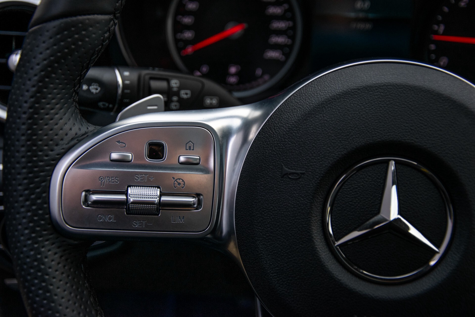 Mercedes-Benz C-Klasse Estate 220 d AMG Panorama/Assistentiepakket/Wegkl-trekhaak/DAB/Ambient/Leer/MULTIBEAM Aut9 Foto 10