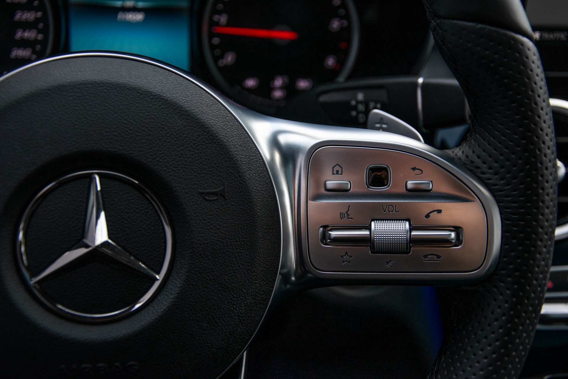 Mercedes-Benz C-Klasse Estate 220 d AMG Panorama/Assistentiepakket/Wegkl-trekhaak/DAB/Ambient/Leer/MULTIBEAM Aut9 Foto 16