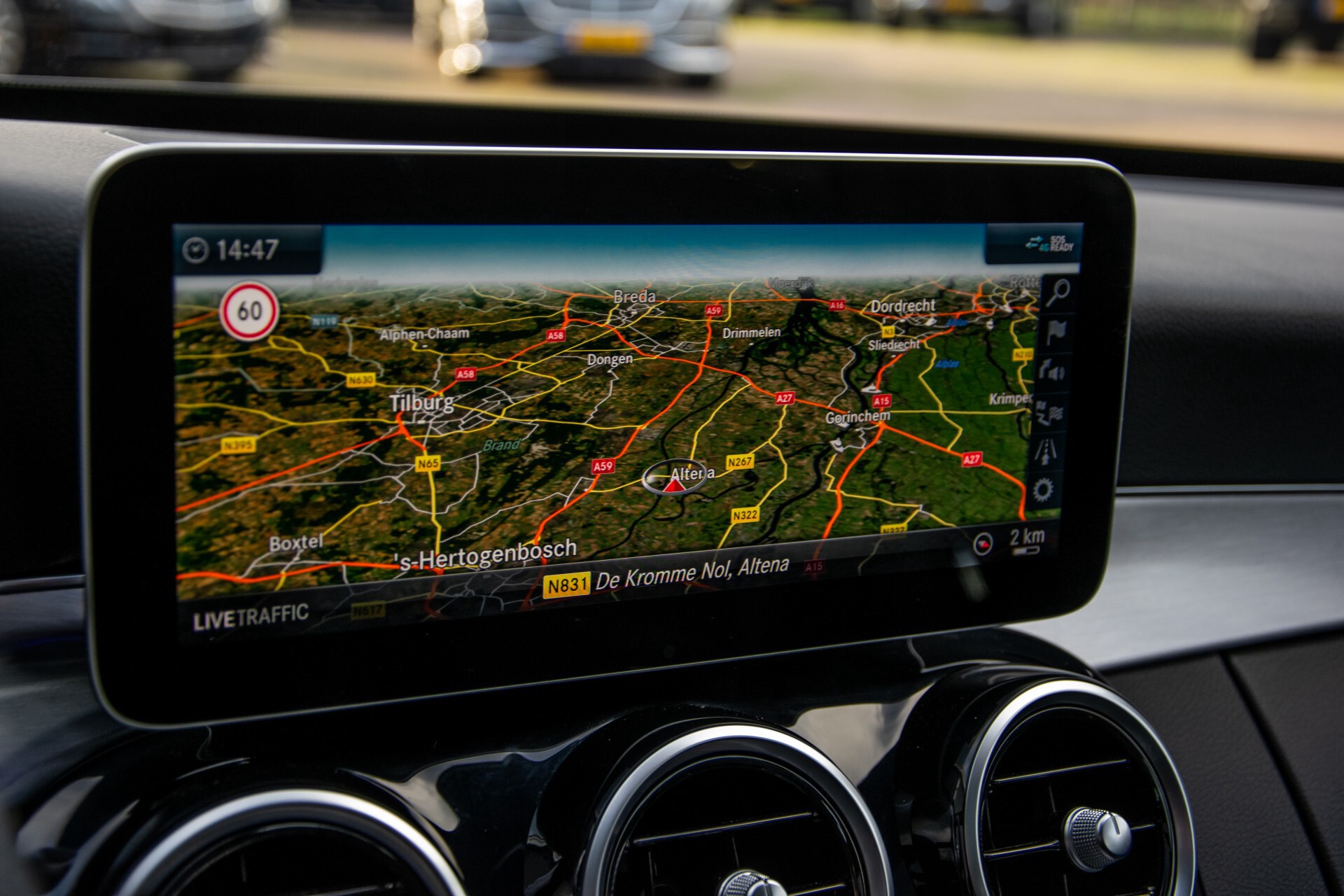 Mercedes-Benz C-Klasse Estate 220 d AMG Panorama/Assistentiepakket/Wegkl-trekhaak/DAB/Ambient/Leer/MULTIBEAM Aut9 Foto 26