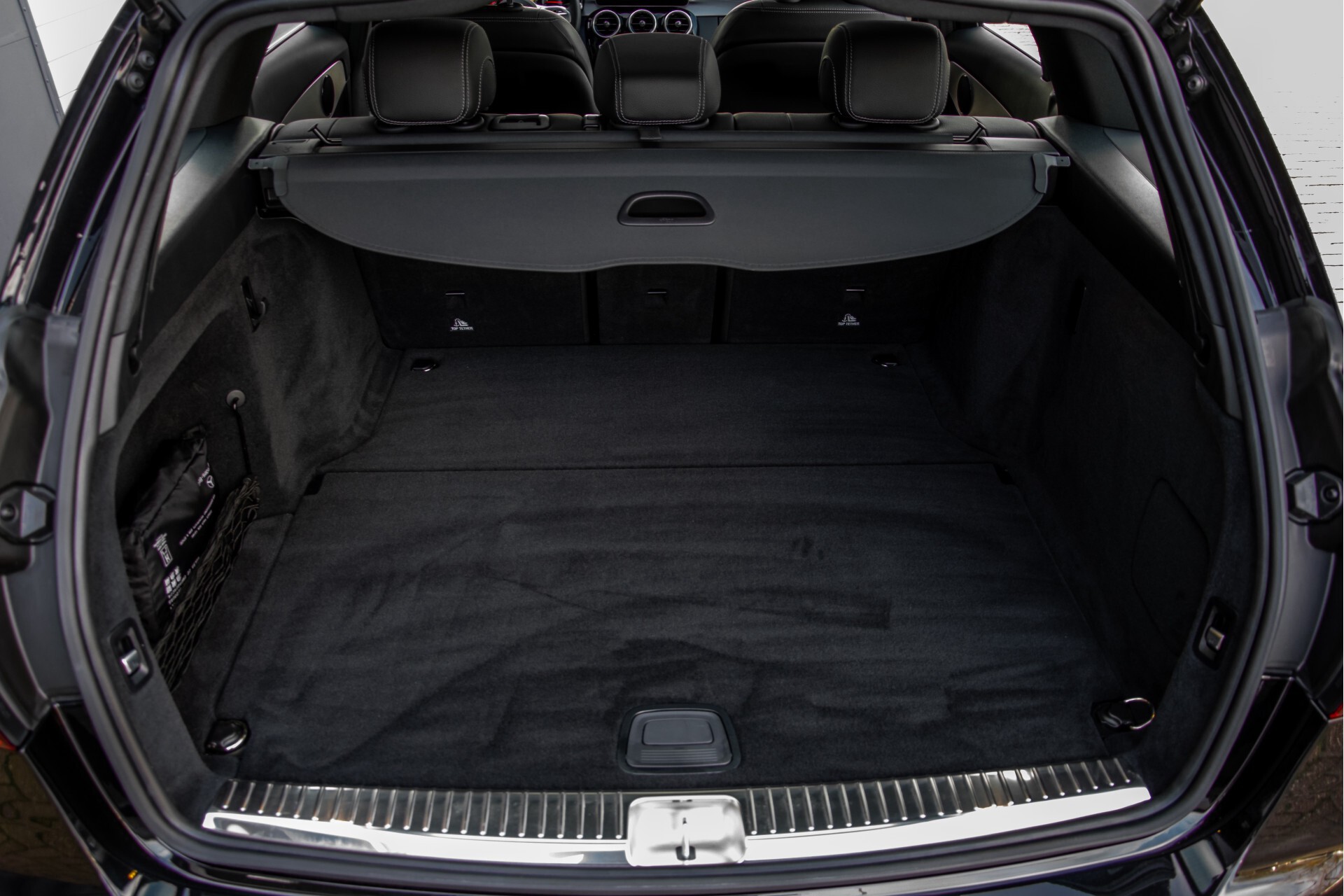 Mercedes-Benz C-Klasse Estate 220 d AMG Panorama/Assistentiepakket/Wegkl-trekhaak/DAB/Ambient/Leer/MULTIBEAM Aut9 Foto 50