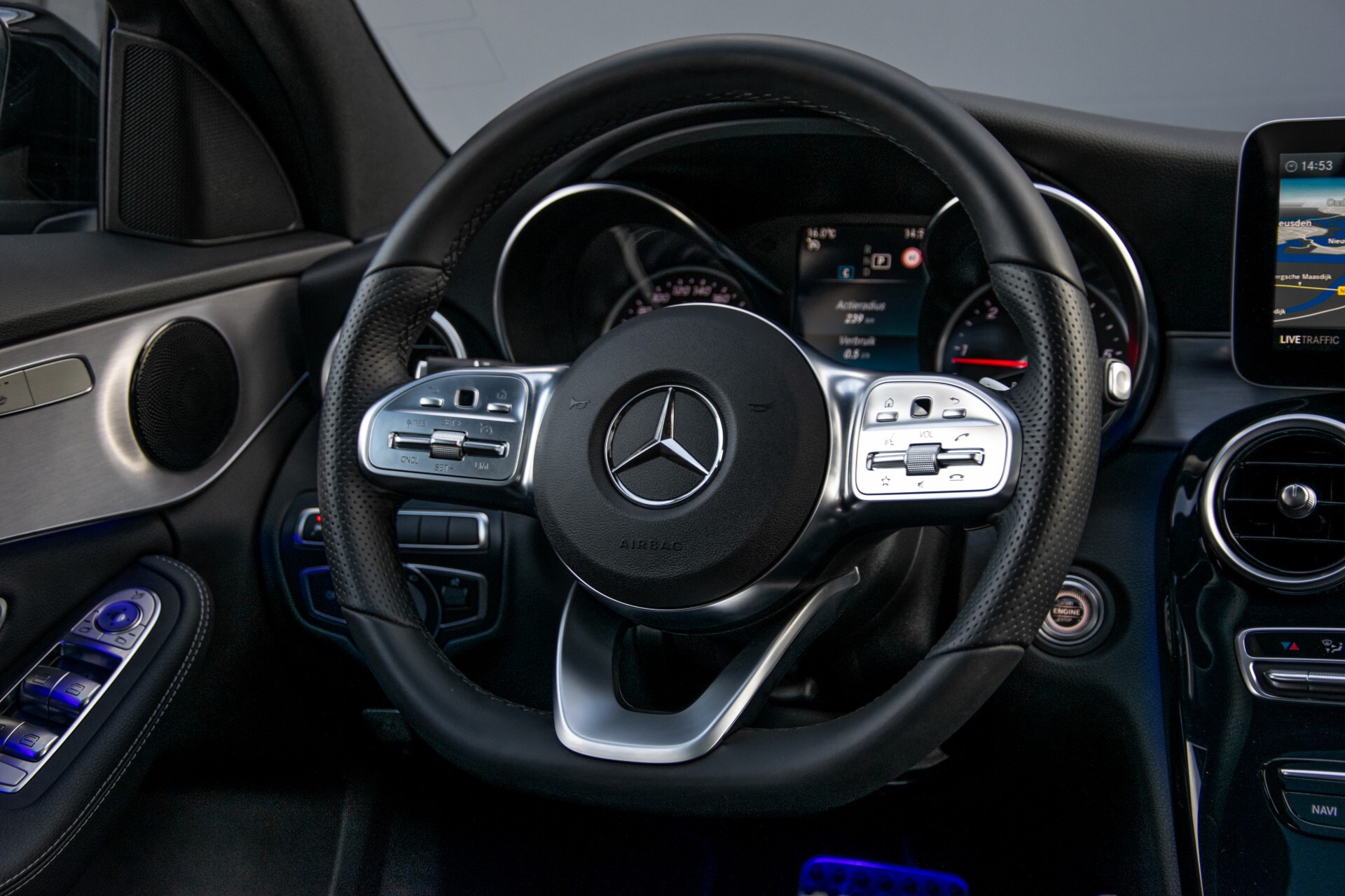 Mercedes-Benz C-Klasse Estate 220 d AMG Panorama/Assistentiepakket/Wegkl-trekhaak/DAB/Ambient/Leer/MULTIBEAM Aut9 Foto 9