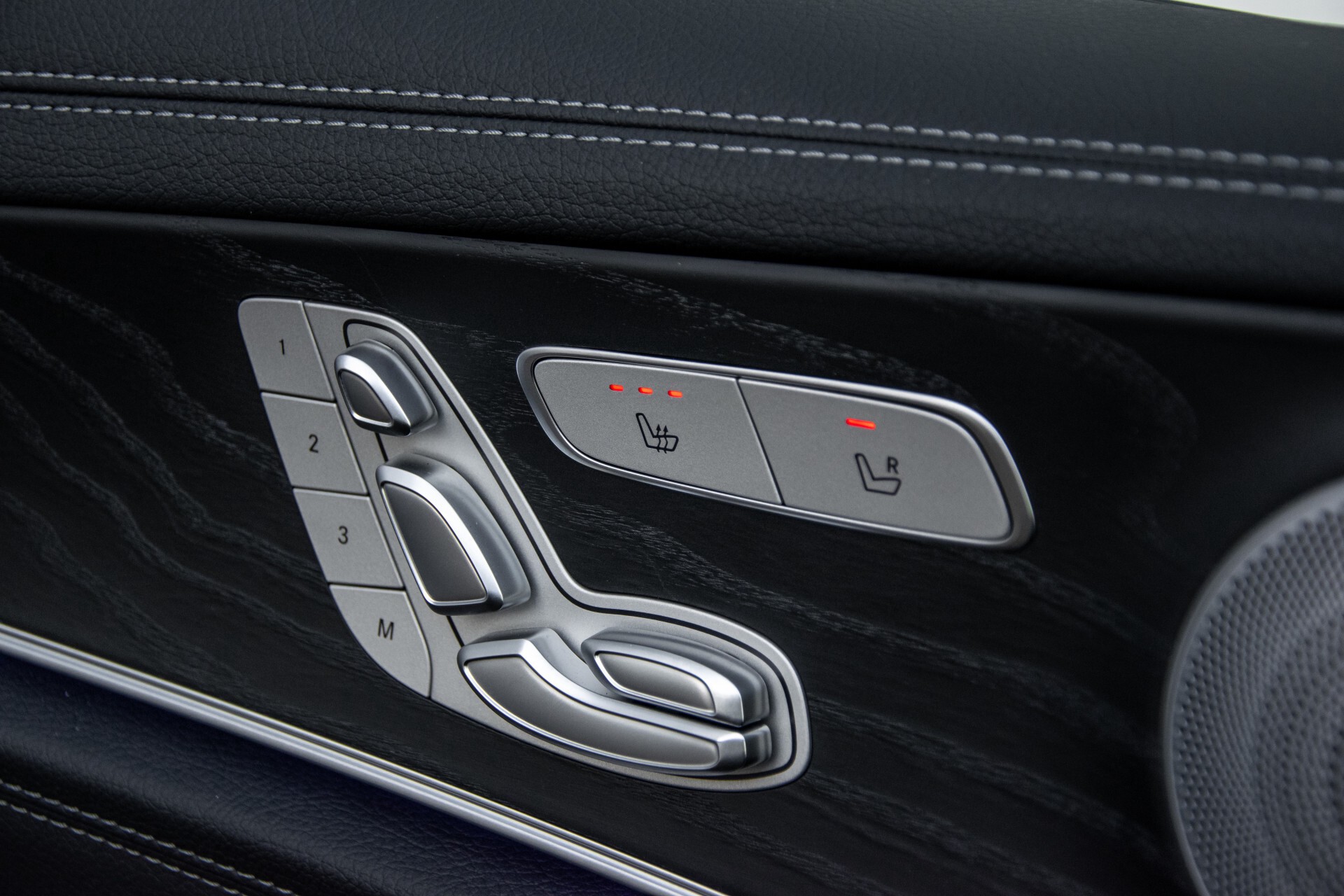 Mercedes-Benz E-Klasse 450 4MATIC AMG Night Standkachel/Rij-assist/Keyless/Trhk/Burmester/Mem/360/Widescreen Aut9 Foto 12