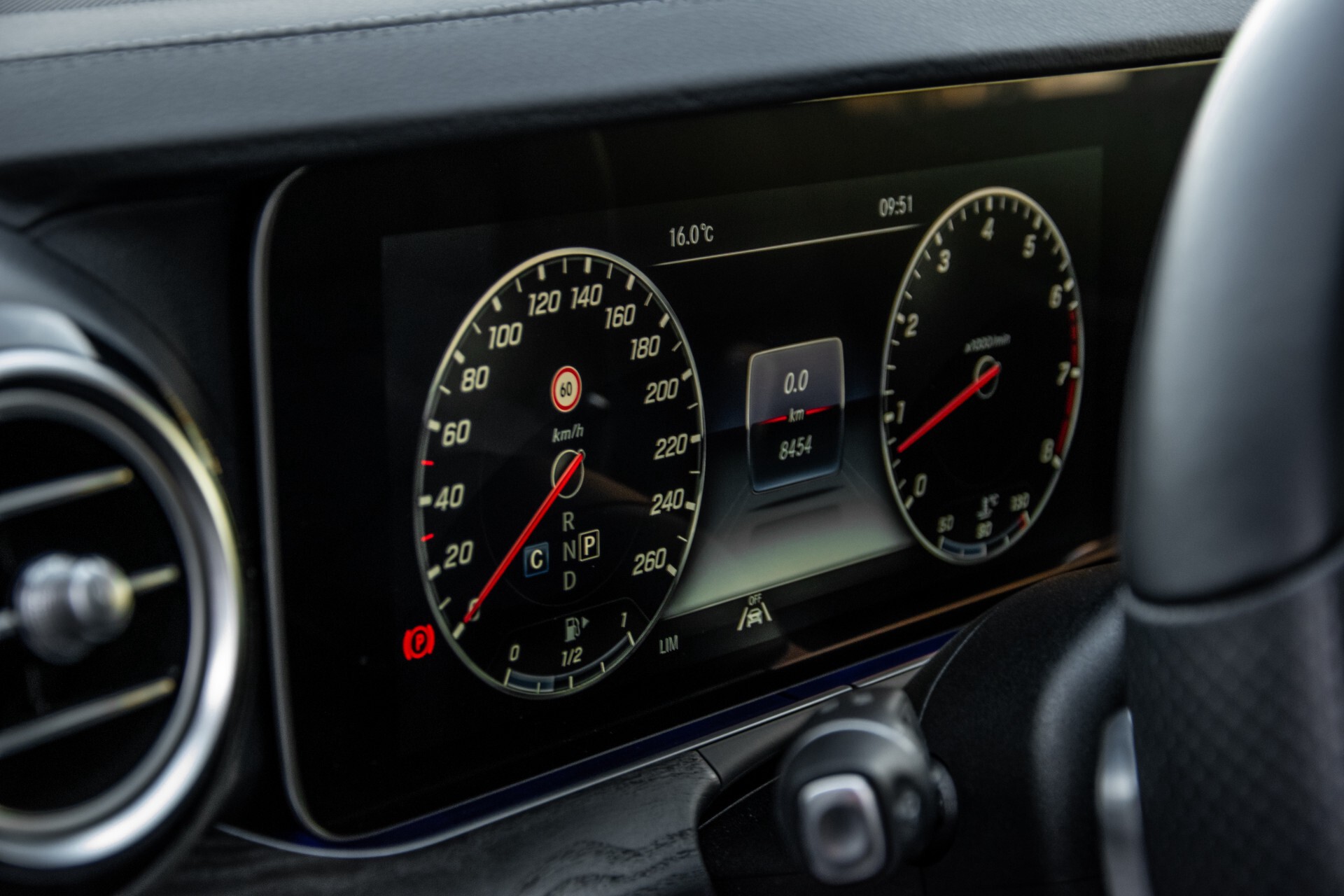 Mercedes-Benz E-Klasse 450 4MATIC AMG Night Standkachel/Rij-assist/Keyless/Trhk/Burmester/Mem/360/Widescreen Aut9 Foto 19