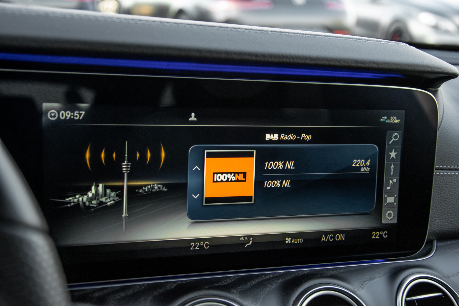 Mercedes-Benz E-Klasse 450 4MATIC AMG Night Standkachel/Rij-assist/Keyless/Trhk/Burmester/Mem/360/Widescreen Aut9 Foto 20