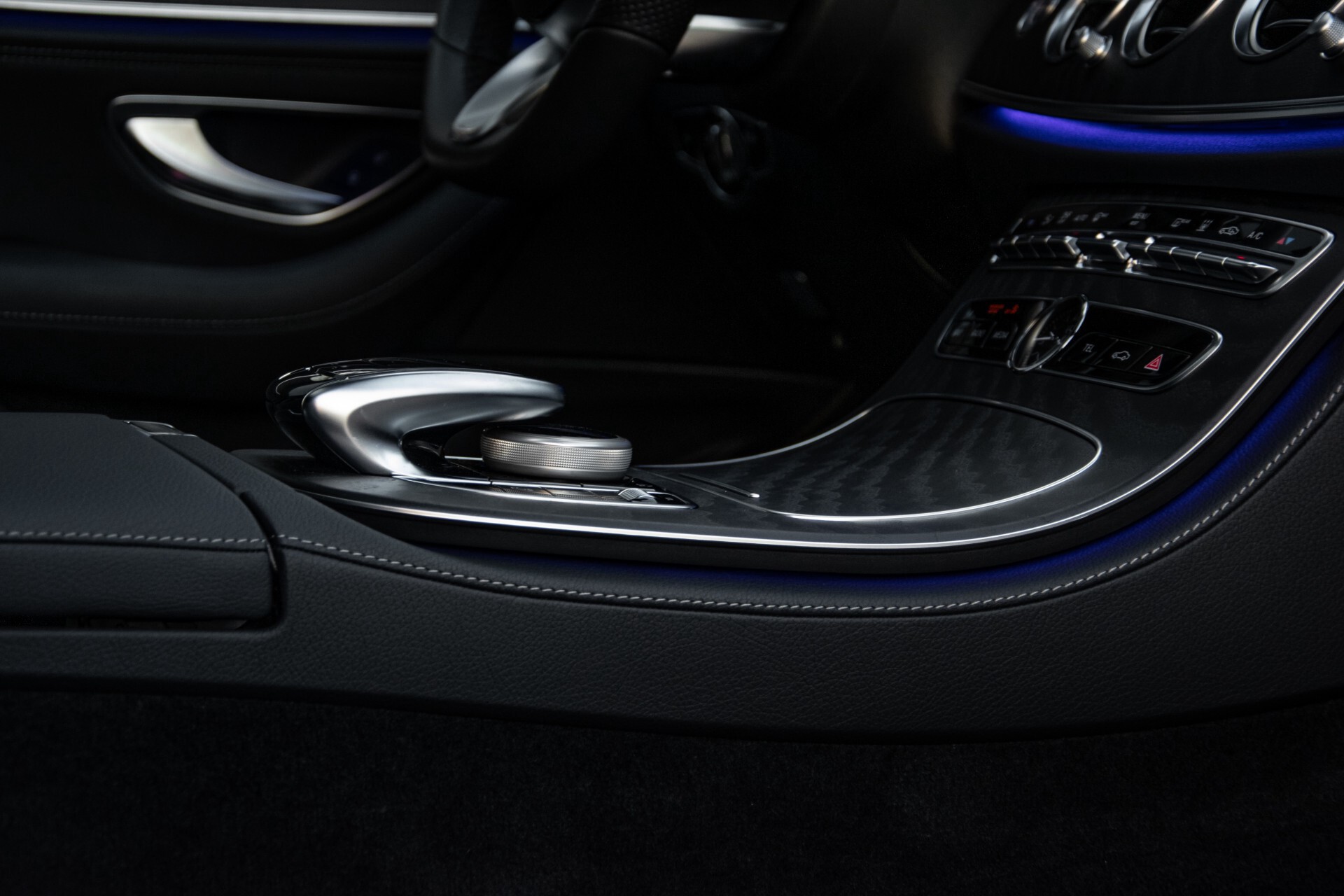 Mercedes-Benz E-Klasse 450 4MATIC AMG Night Standkachel/Rij-assist/Keyless/Trhk/Burmester/Mem/360/Widescreen Aut9 Foto 25