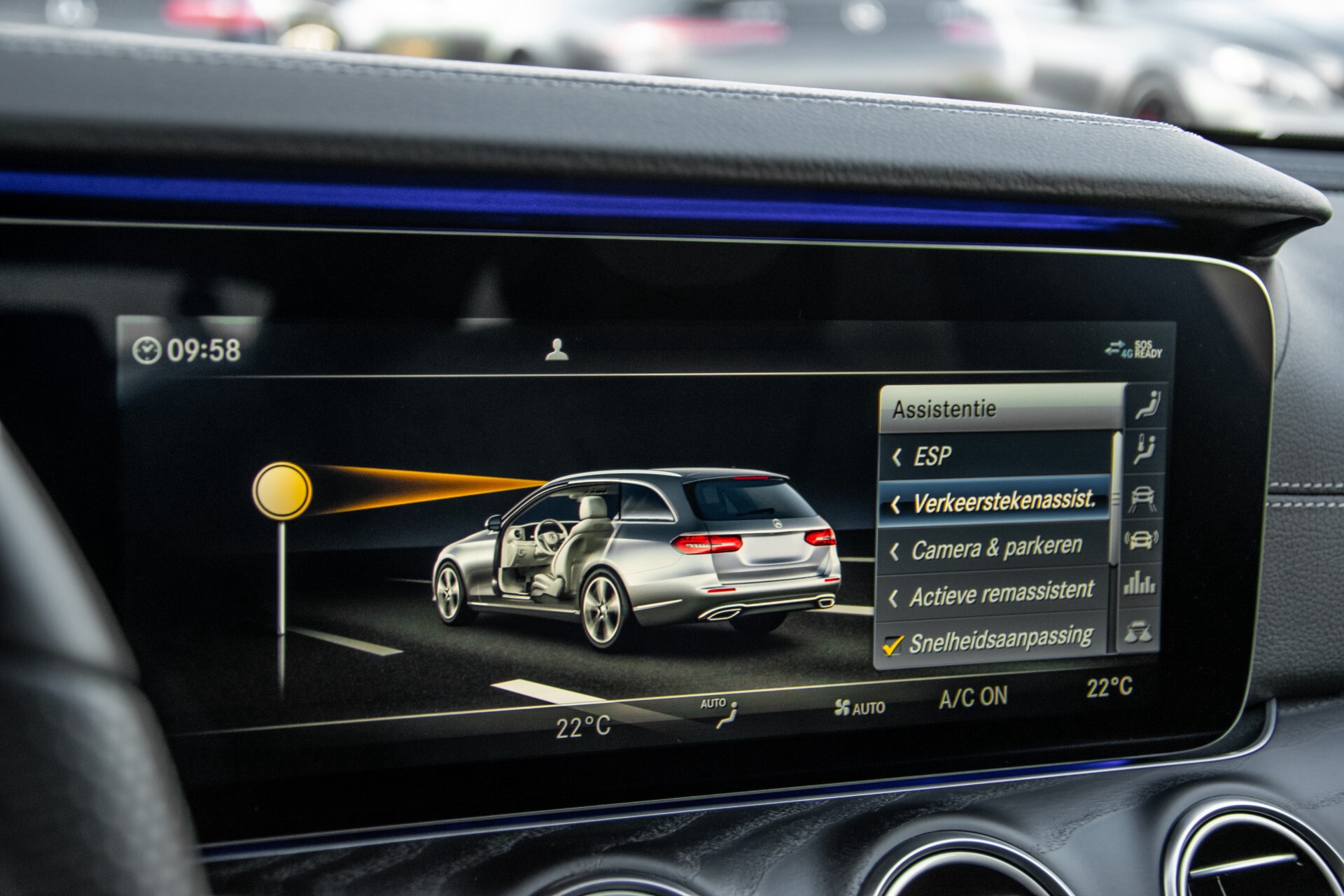 Mercedes-Benz E-Klasse 450 4MATIC AMG Night Standkachel/Rij-assist/Keyless/Trhk/Burmester/Mem/360/Widescreen Aut9 Foto 26