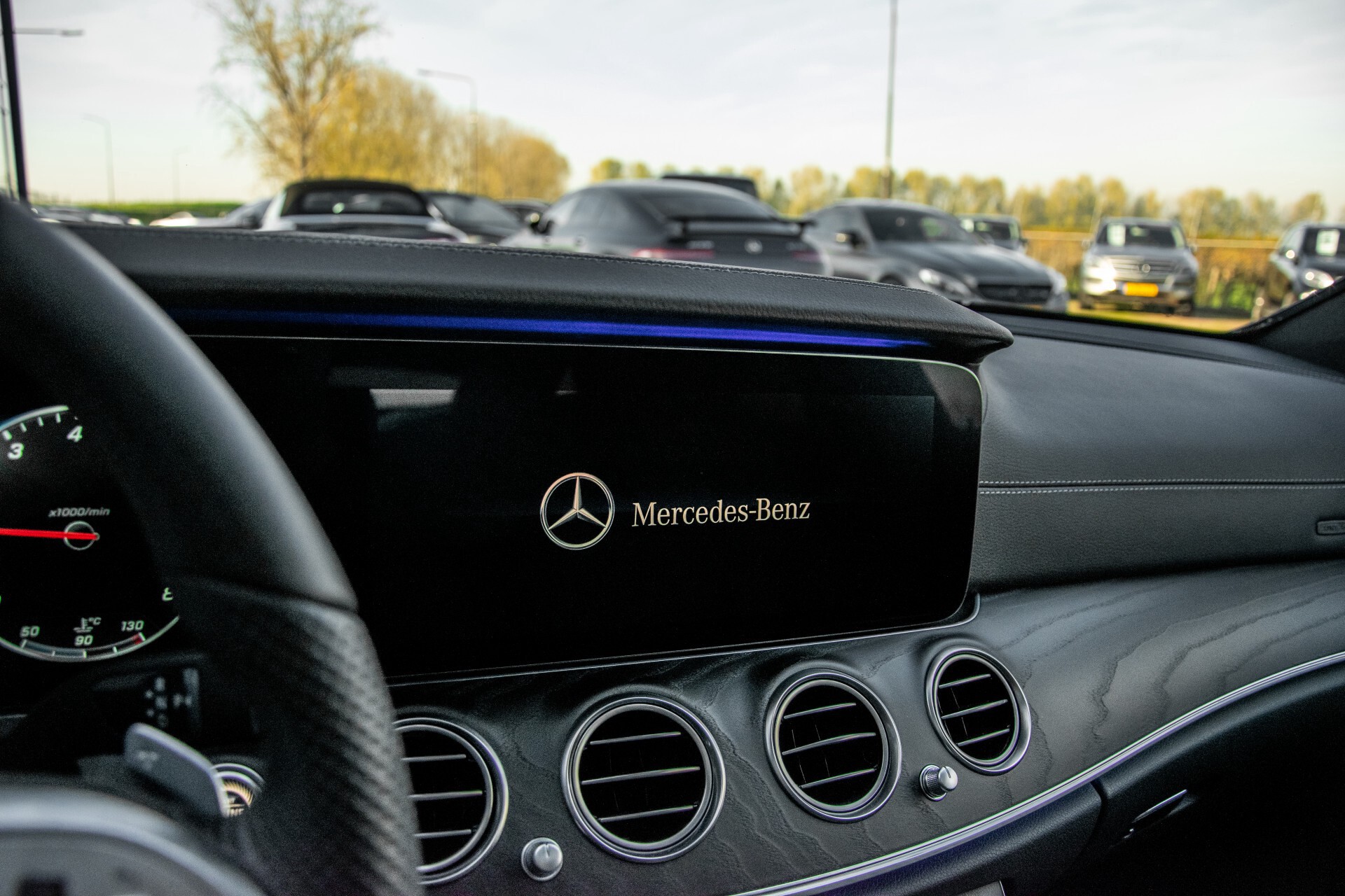 Mercedes-Benz E-Klasse 450 4MATIC AMG Night Standkachel/Rij-assist/Keyless/Trhk/Burmester/Mem/360/Widescreen Aut9 Foto 42