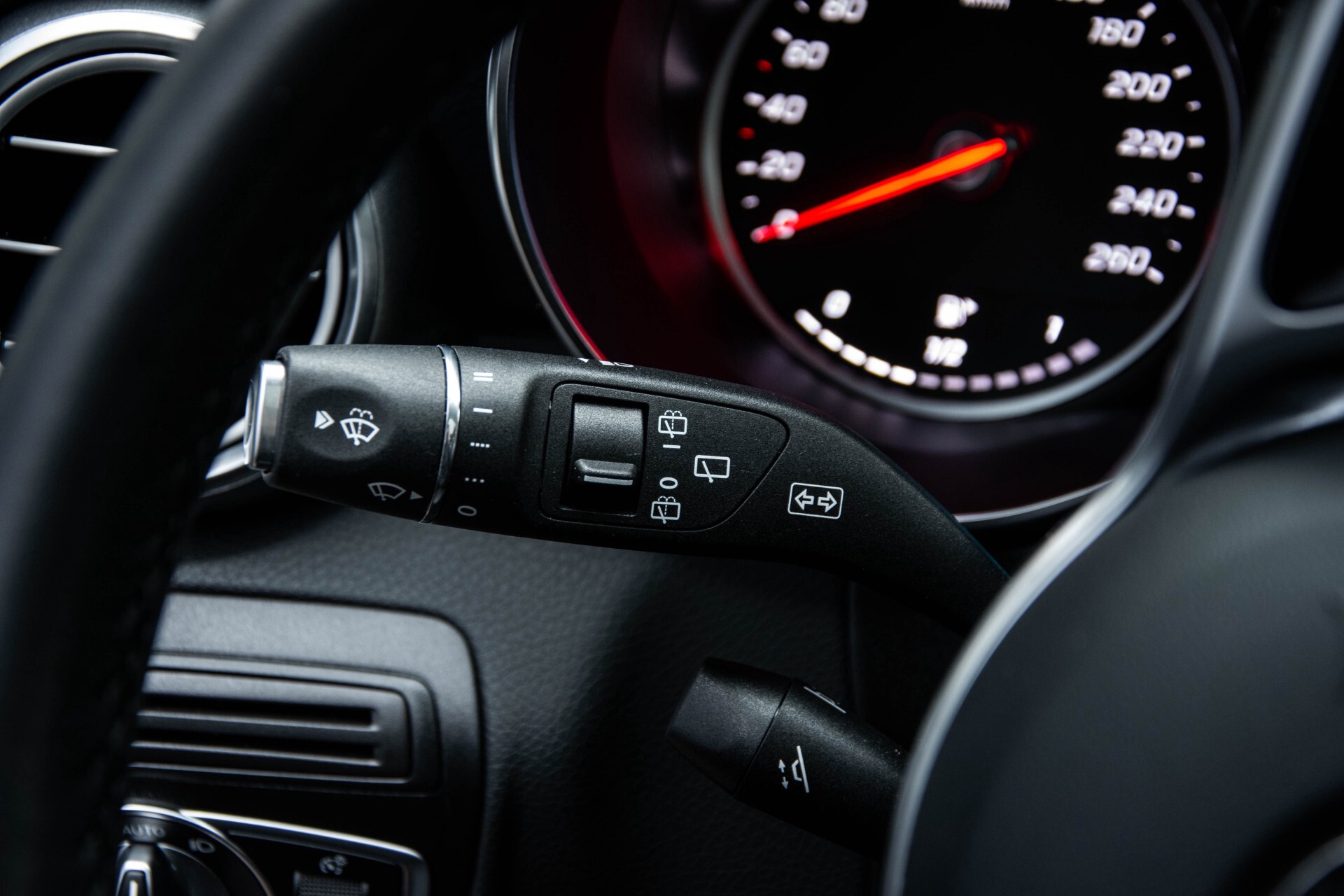 Mercedes-Benz GLC 200 4-M AMG Night/Panorama/Distronic Pro/Burmester/360camera/Exclusive Aut9 Foto 10