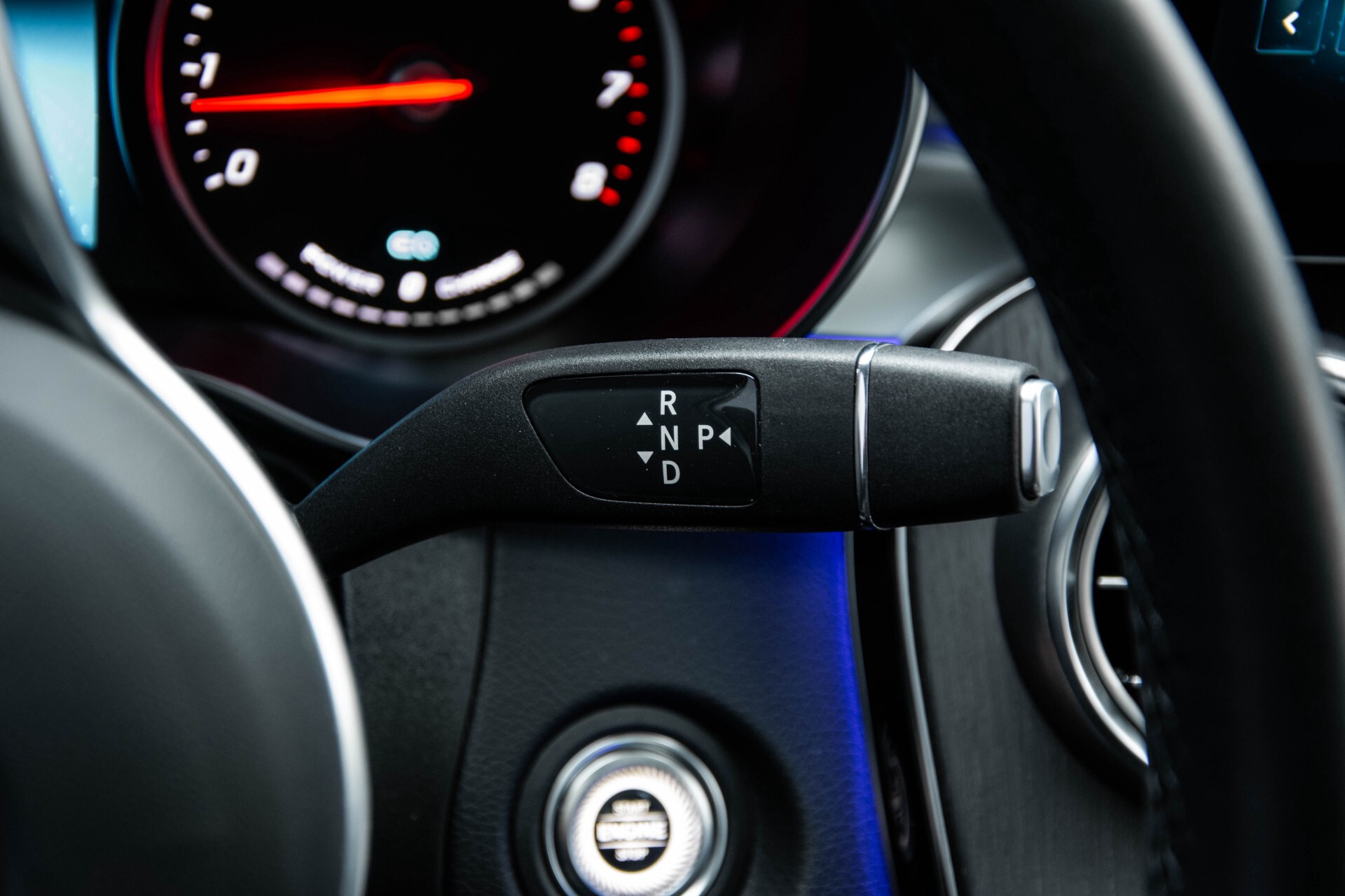 Mercedes-Benz GLC 200 4-M AMG Night/Panorama/Distronic Pro/Burmester/360camera/Exclusive Aut9 Foto 14