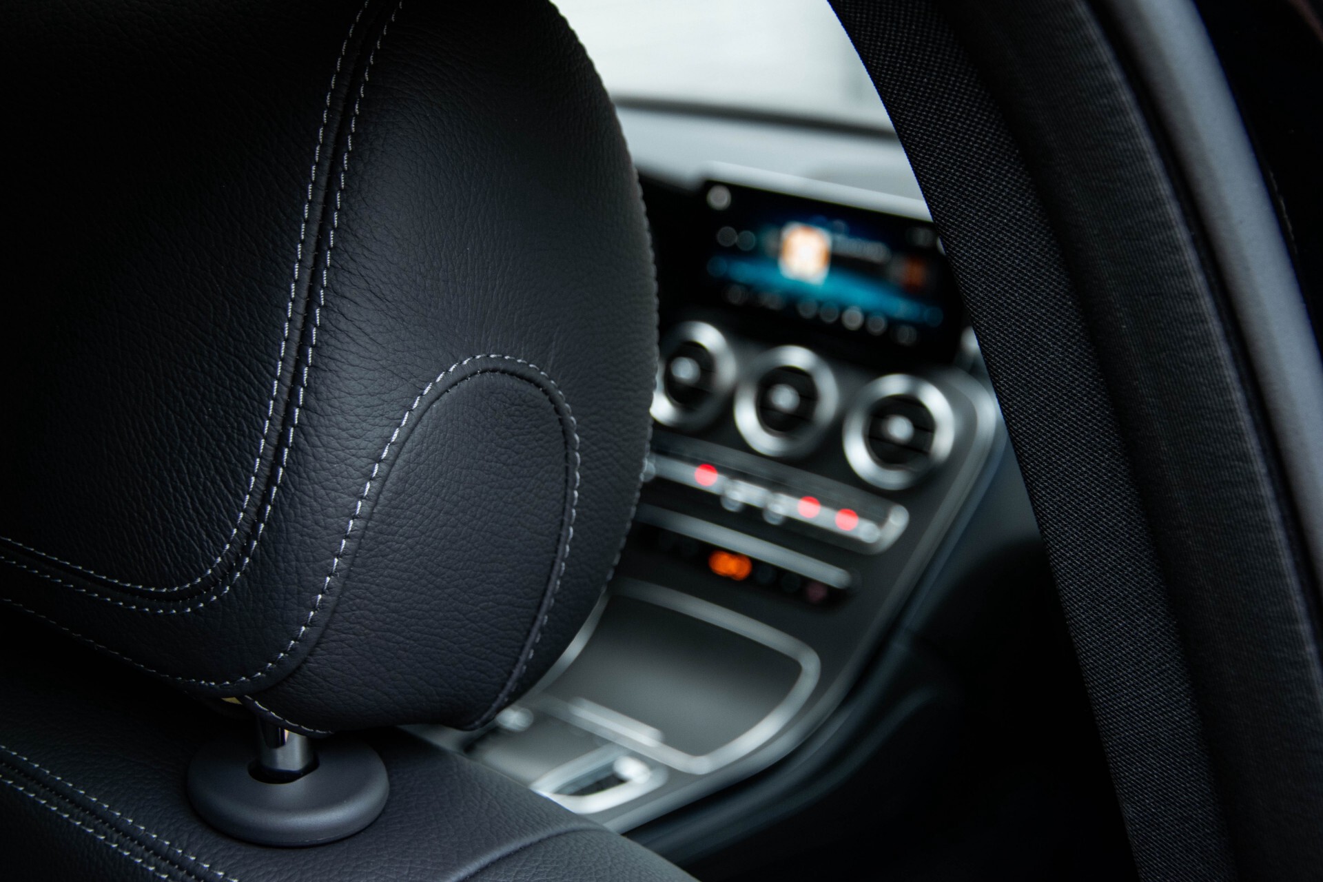 Mercedes-Benz GLC 200 4-M AMG Night/Panorama/Distronic Pro/Burmester/360camera/Exclusive Aut9 Foto 45