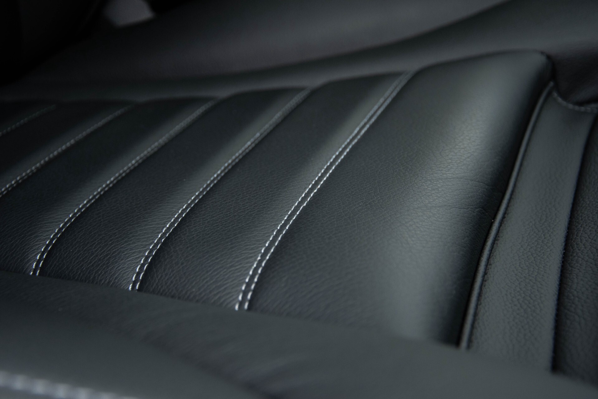 Mercedes-Benz GLC 200 4-M AMG Night/Panorama/Distronic Pro/Burmester/360camera/Exclusive Aut9 Foto 52