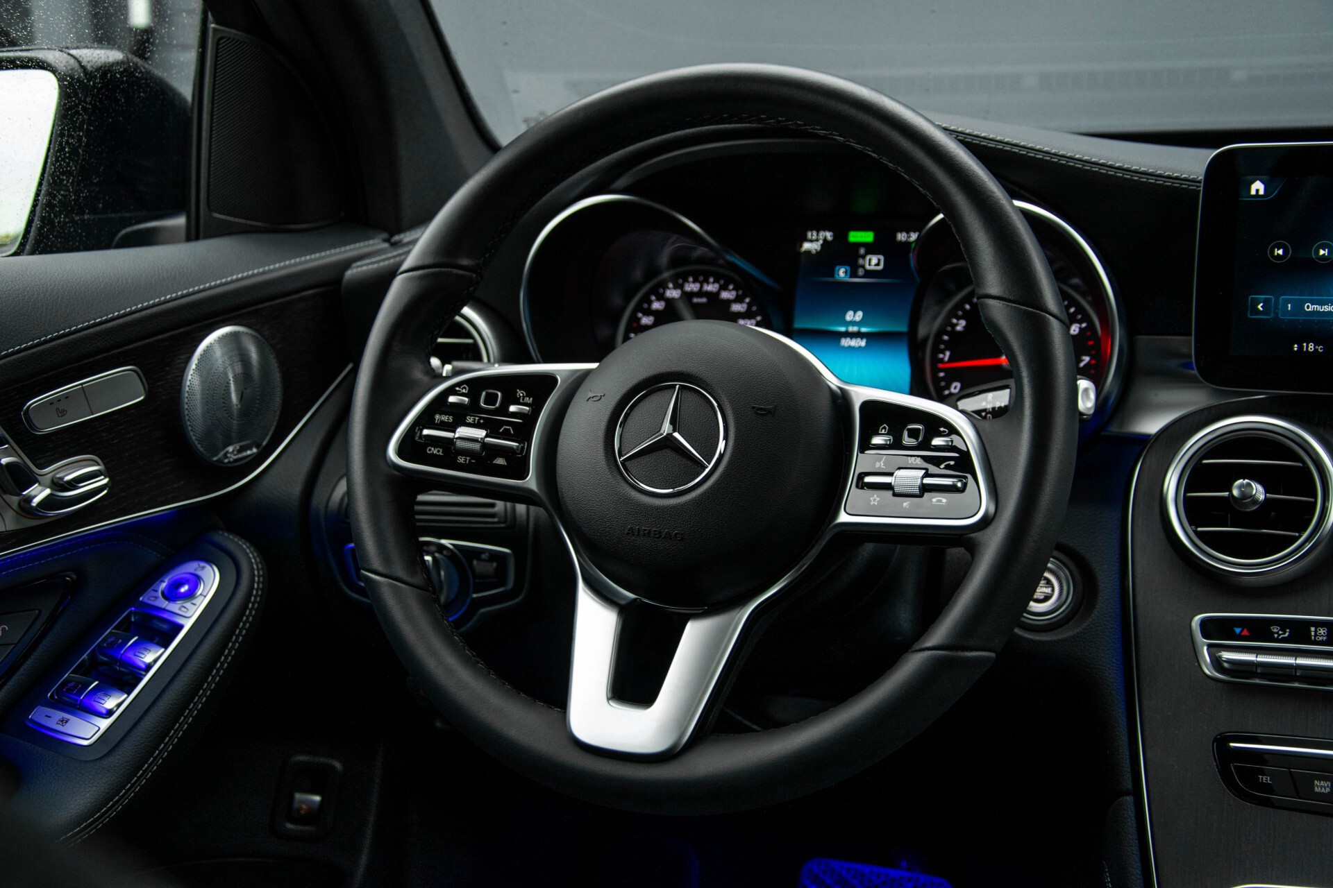 Mercedes-Benz GLC 200 4-M AMG Night/Panorama/Distronic Pro/Burmester/360camera/Exclusive Aut9 Foto 6