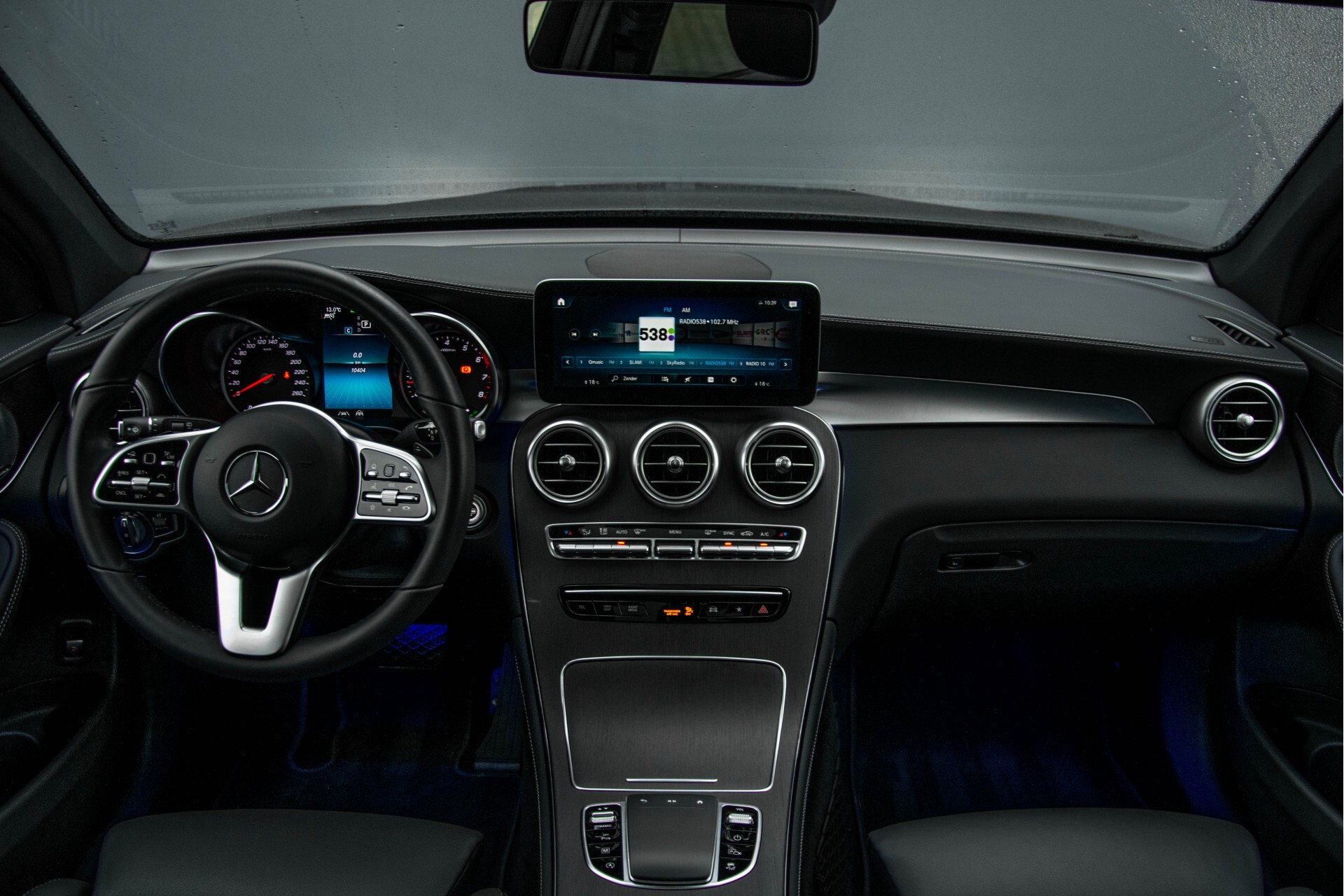 Mercedes-Benz GLC 200 4-M AMG Night/Panorama/Distronic Pro/Burmester/360camera/Exclusive Aut9 Foto 8