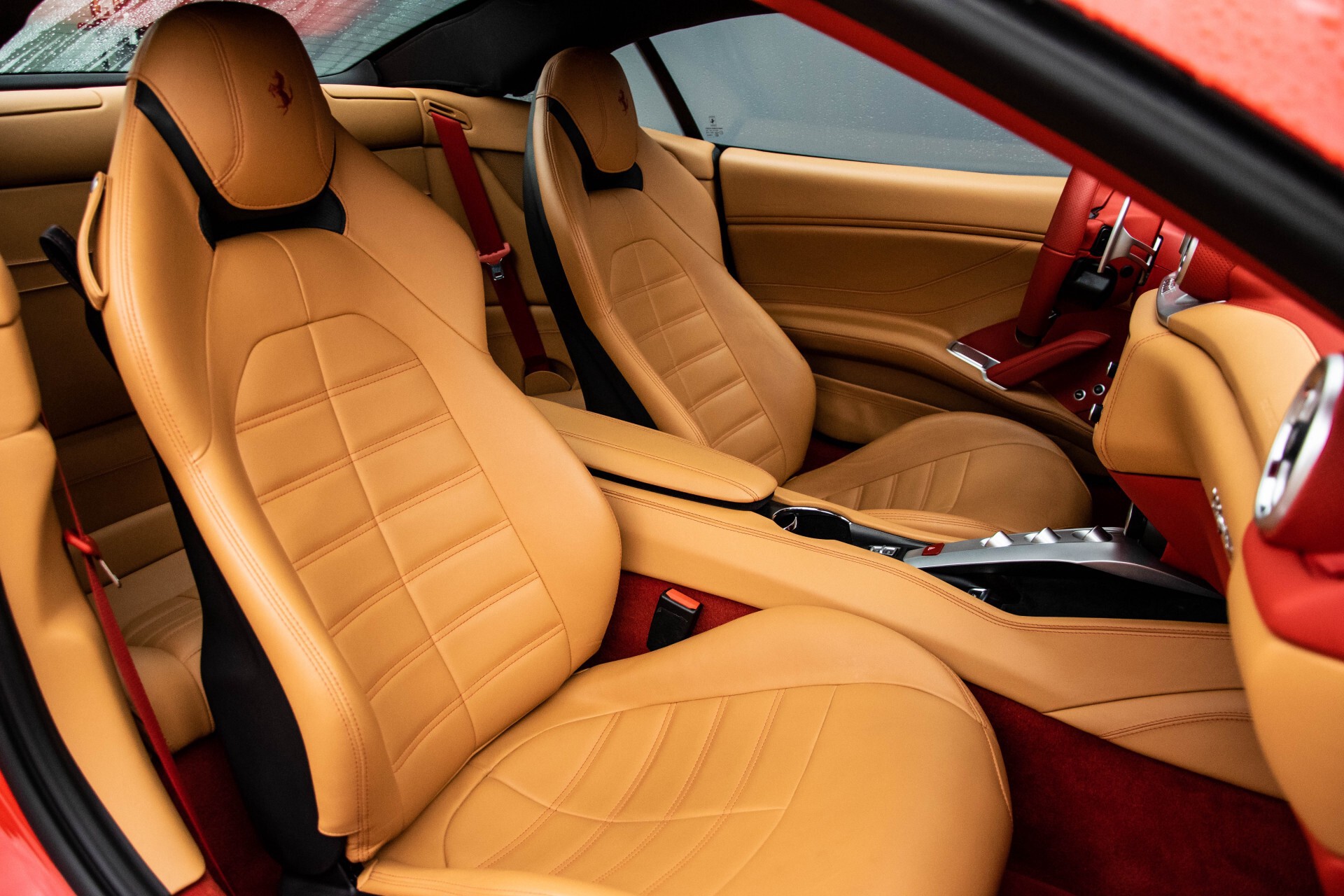 Ferrari California 3.9 T HELE Carbon/1ste eigenaar Foto 5