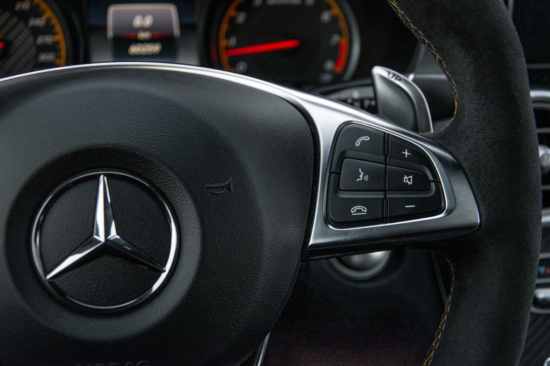 Mercedes-Benz C-Klasse Coupé 63 S AMG EDITION 1 Panorama Aut7 Foto 14