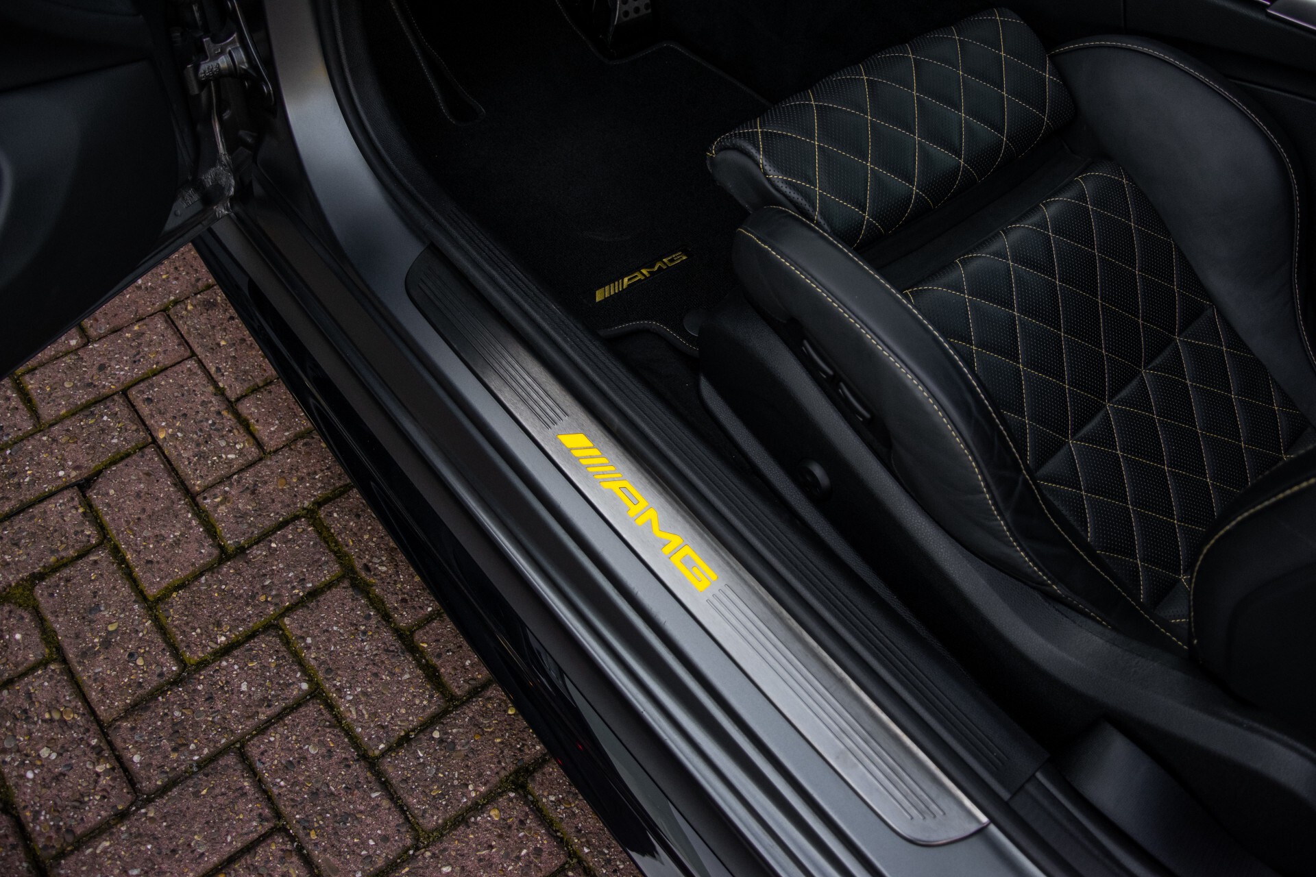 Mercedes-Benz C-Klasse Coupé 63 S AMG EDITION 1 Panorama Aut7 Foto 45