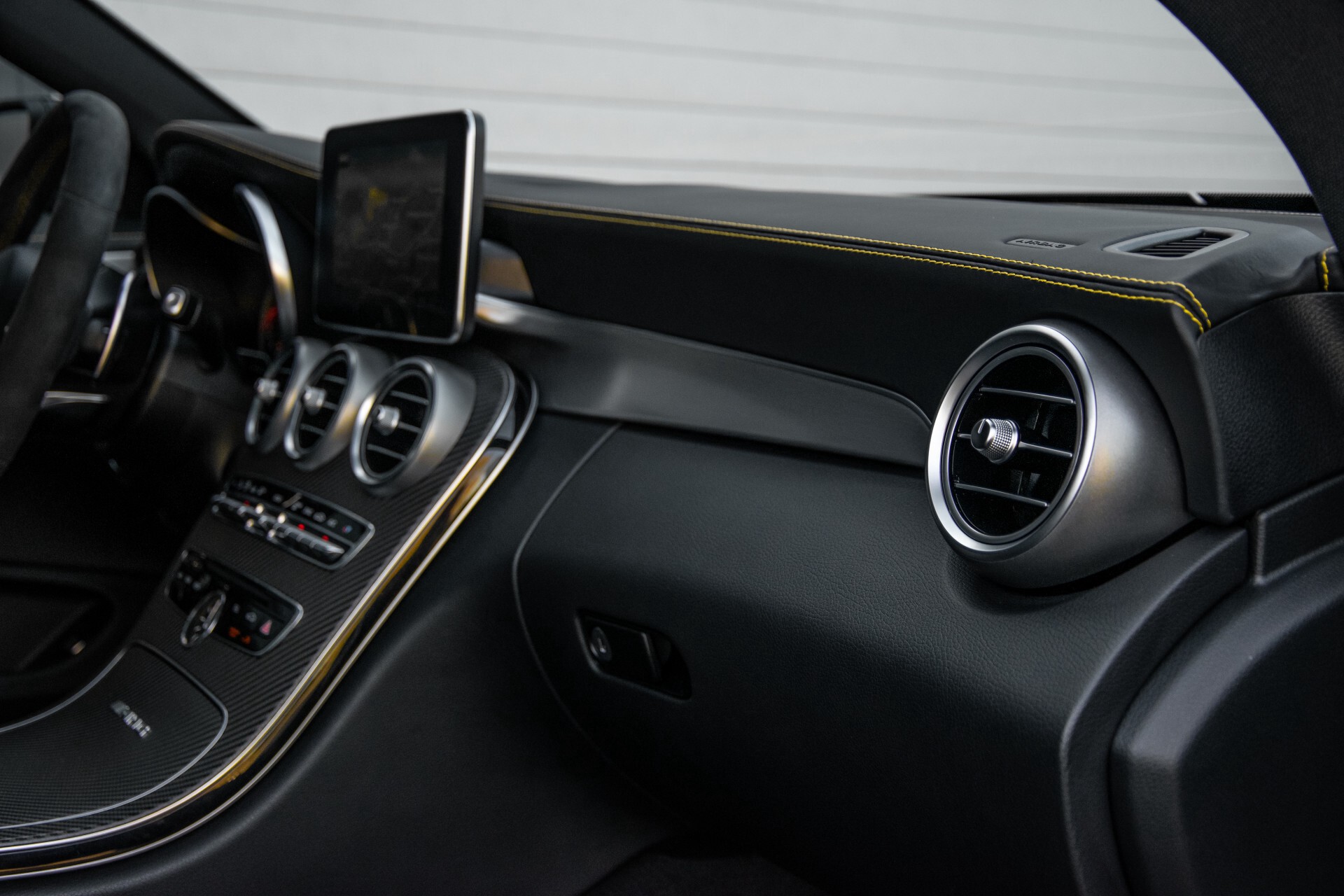 Mercedes-Benz C-Klasse Coupé 63 S AMG EDITION 1 Panorama Aut7 Foto 56