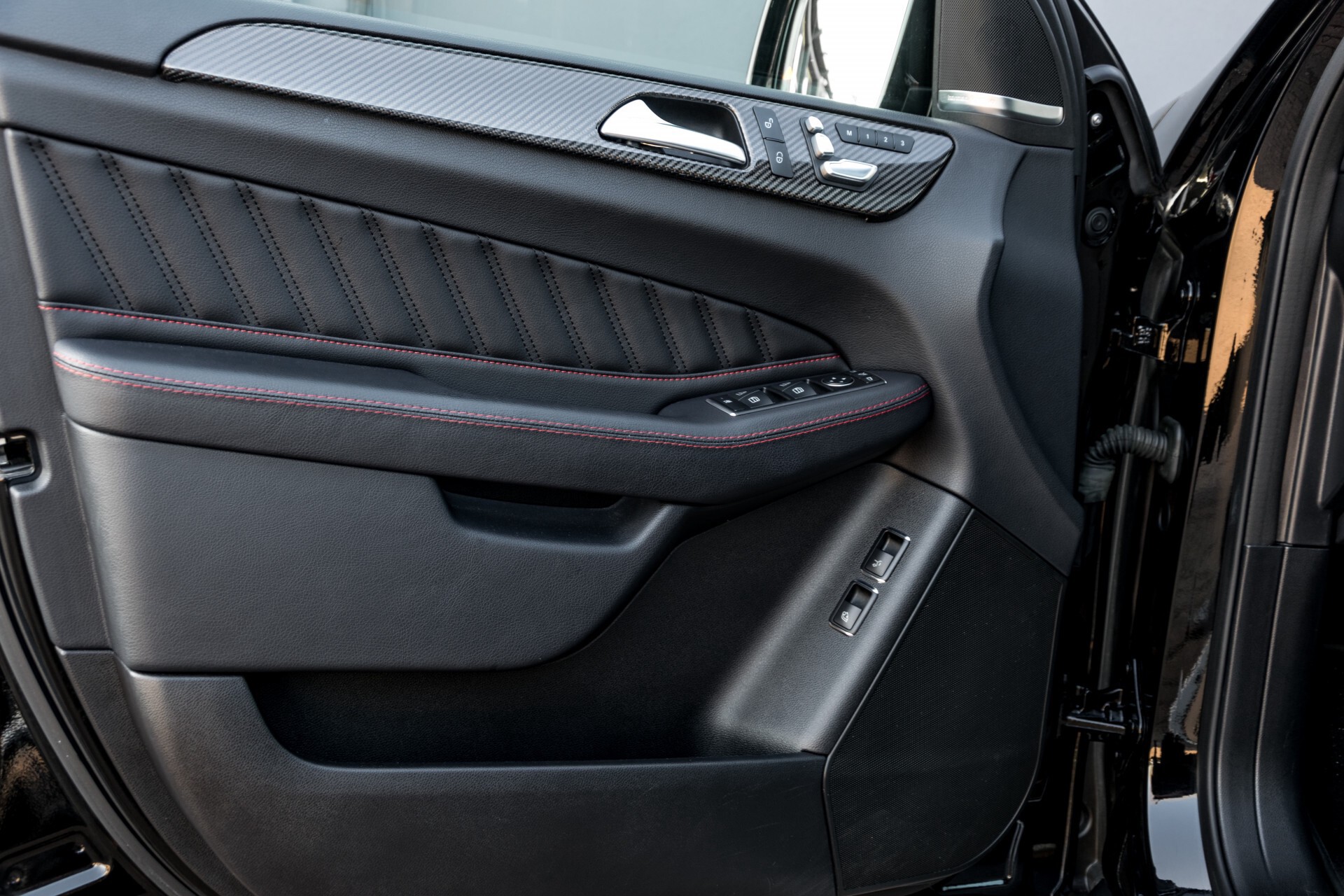 Mercedes-Benz GLE Coupé 350 d 4-M AMG Active Curve/Entertainment/Carbon/Distronic/Keyless/Night Aut9 Foto 20