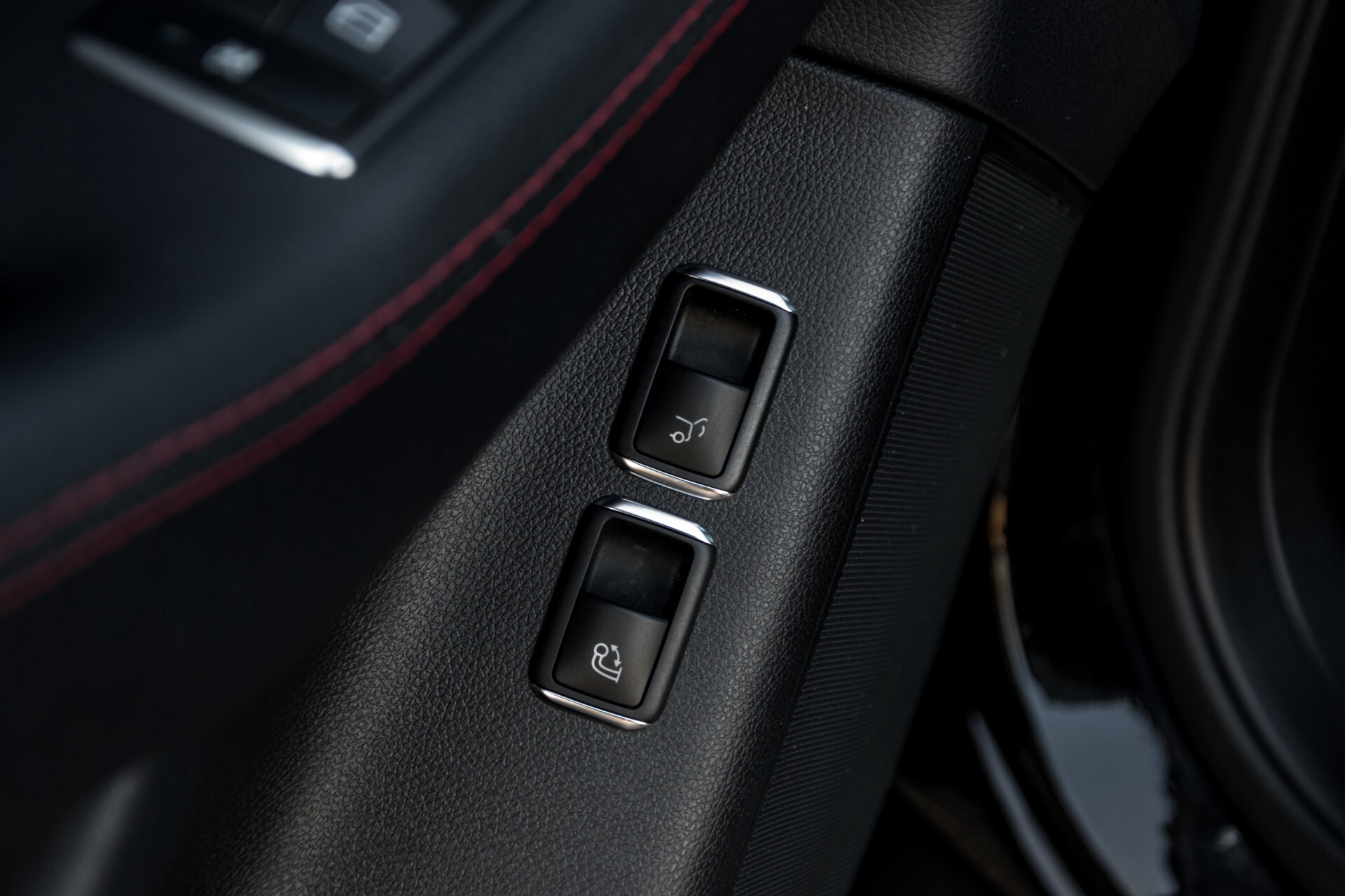 Mercedes-Benz GLE Coupé 350 d 4-M AMG Active Curve/Entertainment/Carbon/Distronic/Keyless/Night Aut9 Foto 24