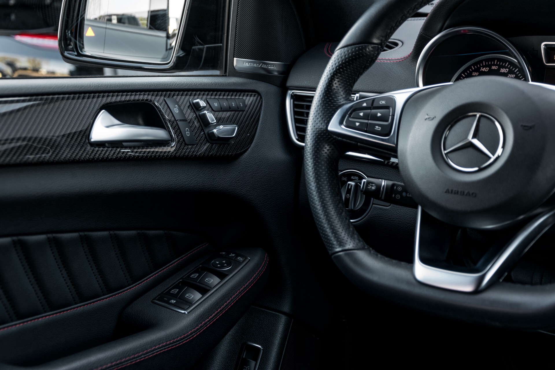 Mercedes-Benz GLE Coupé 350 d 4-M AMG Active Curve/Entertainment/Carbon/Distronic/Keyless/Night Aut9 Foto 47