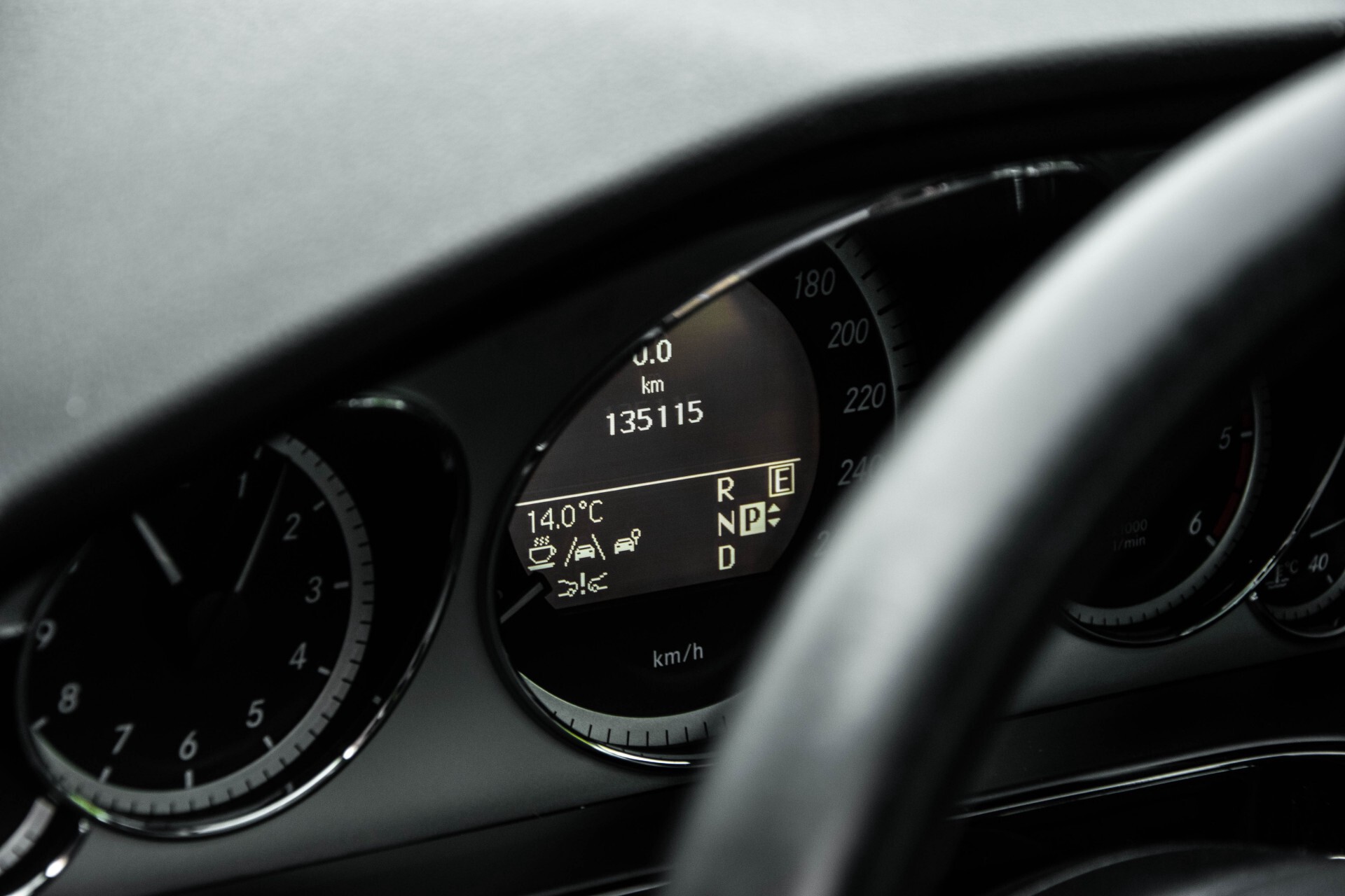 Mercedes-Benz E-Klasse 350 Cdi AMG 4-Matic Distronic/Schuifdak/Comand/ILS/Leer/Weg-trekhaak Aut7 Foto 16