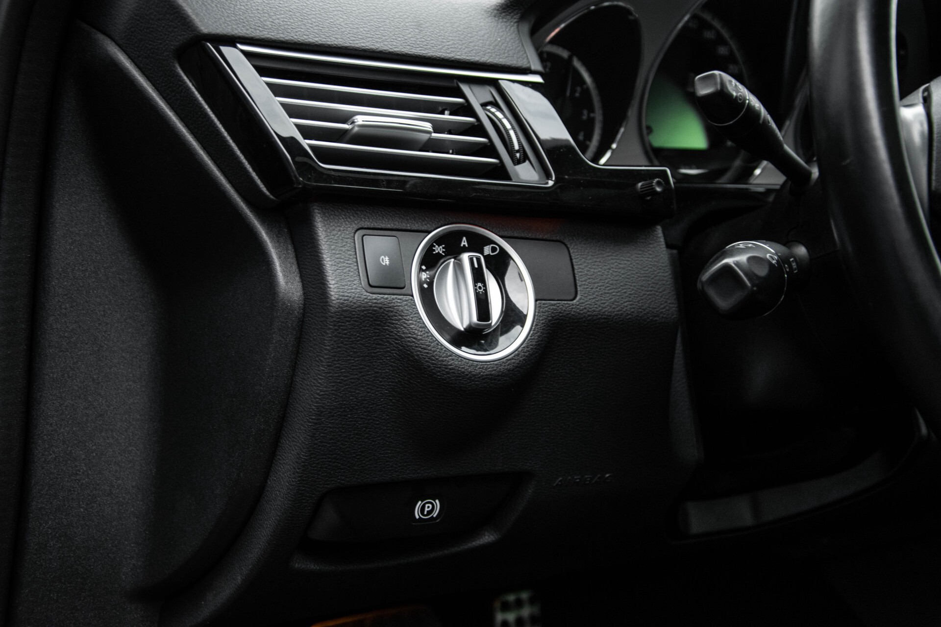 Mercedes-Benz E-Klasse 350 Cdi AMG 4-Matic Distronic/Schuifdak/Comand/ILS/Leer/Weg-trekhaak Aut7 Foto 25