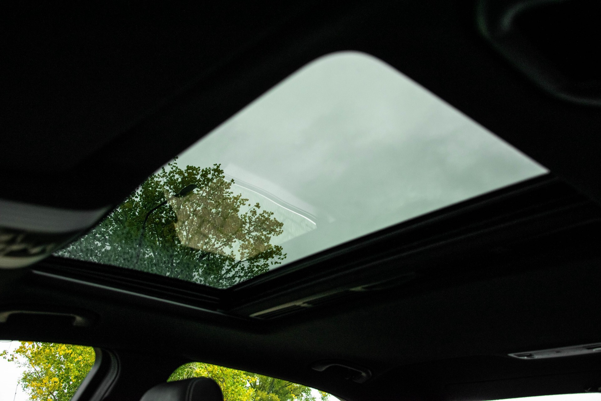 Mercedes-Benz E-Klasse 350 Cdi AMG 4-Matic Distronic/Schuifdak/Comand/ILS/Leer/Weg-trekhaak Aut7 Foto 41