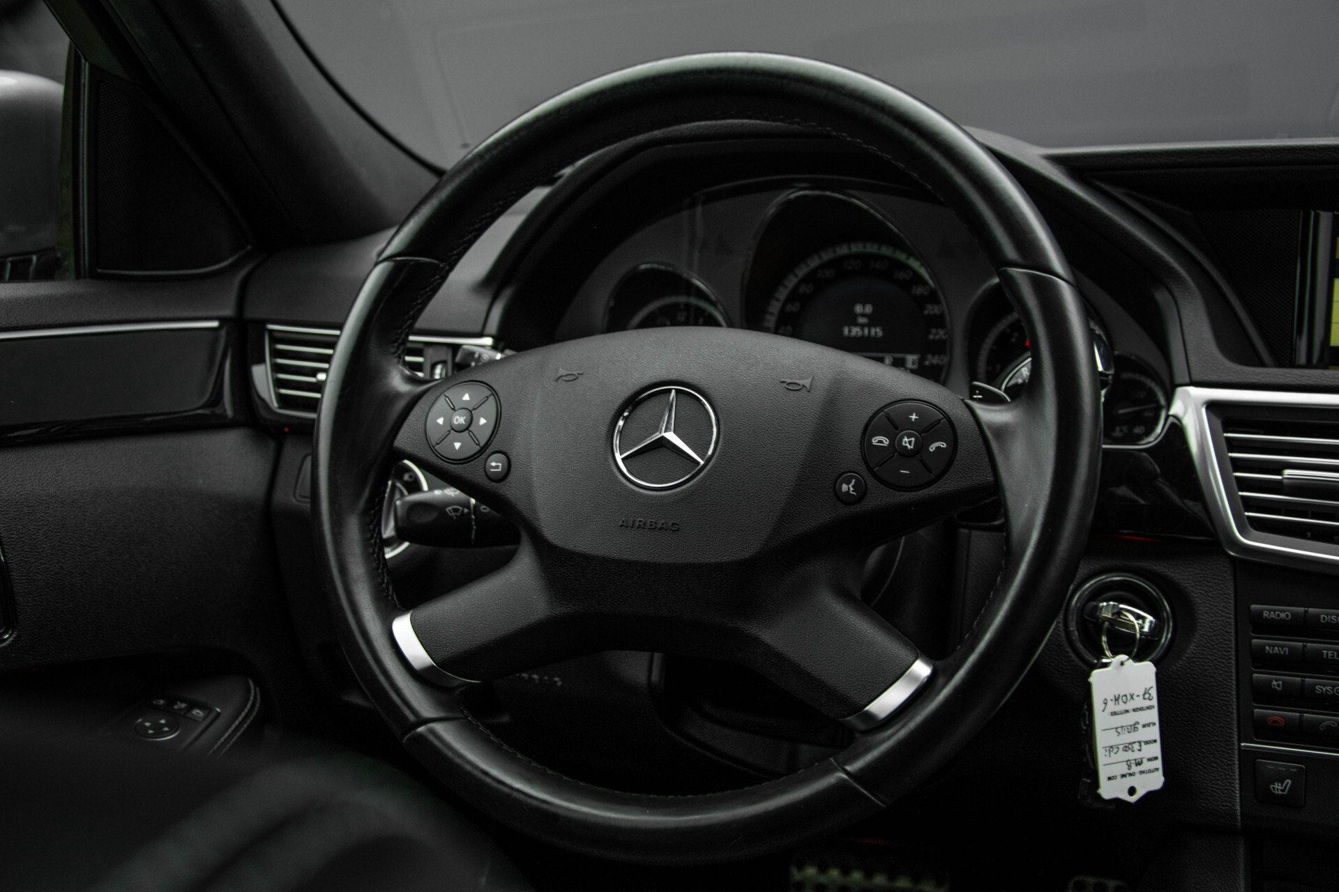 Mercedes-Benz E-Klasse 350 Cdi AMG 4-Matic Distronic/Schuifdak/Comand/ILS/Leer/Weg-trekhaak Aut7 Foto 6