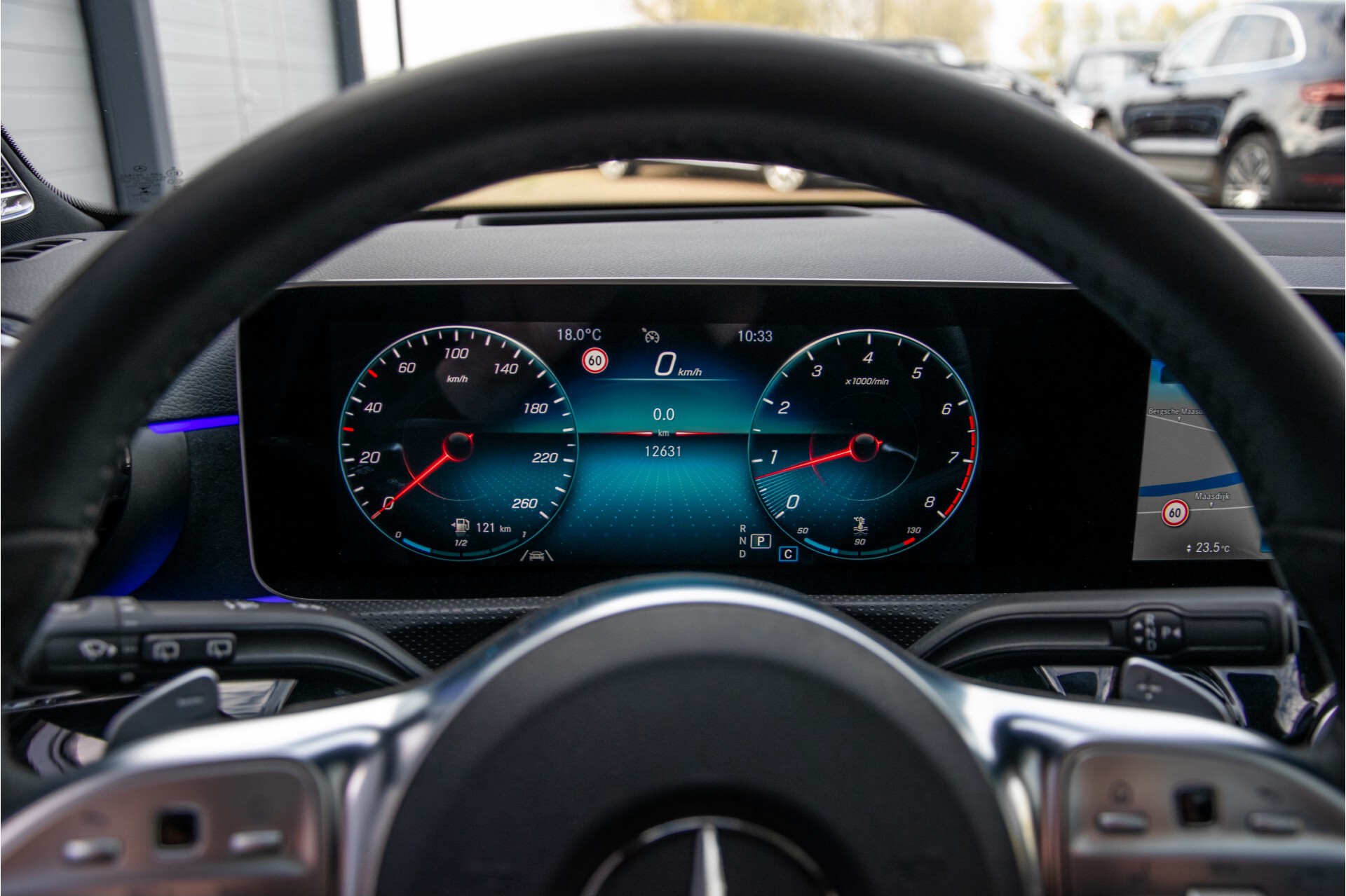 Mercedes-Benz A-Klasse 250 4-M AMG Panorama/Keyless-Entry/MBUX/HUD/Burmester/360/Multibeam LED Aut7 Foto 13